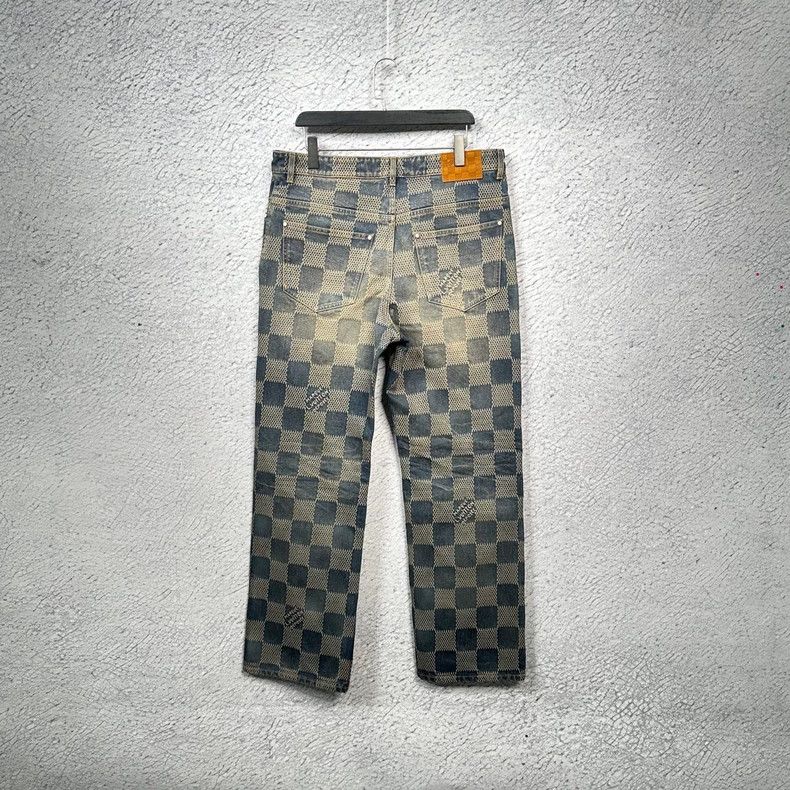 Louis Vuitton Louis Vuitton FW24 Logo Jacquard Check Zip Straight Leg Cas Size US 34 / EU 50 - 2 Thumbnail