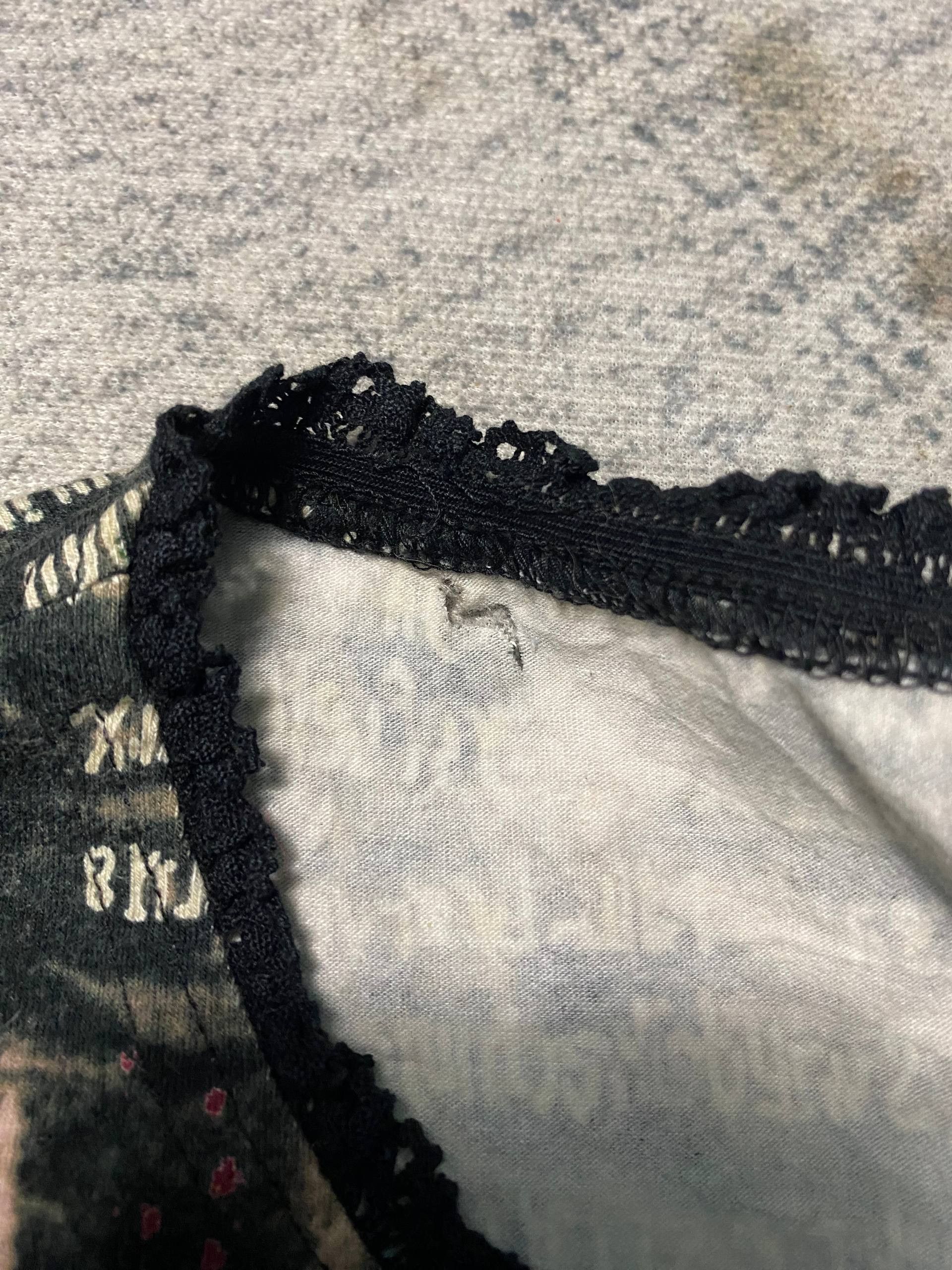 Seditionaries Cyber Grunge Typography Distressed Long Sleeve Dark Y2K Tee Size L / US 10 / IT 46 - 5 Thumbnail