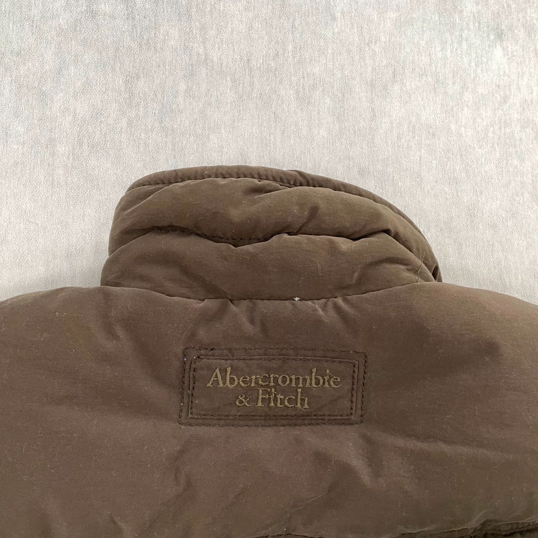 Abercrombie & Fitch VINTAGE Abercrombie & Fitch Summit Rock Vest Adult XL Brown Full Zip Down Puffer Mens Size US XL / EU 56 / 4 - 4 Thumbnail