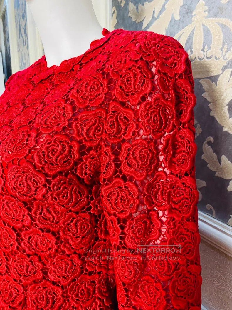 Valentino Valentino Red three-dimensional crocheted rose dress Size S / US 4 / IT 40 - 3 Thumbnail