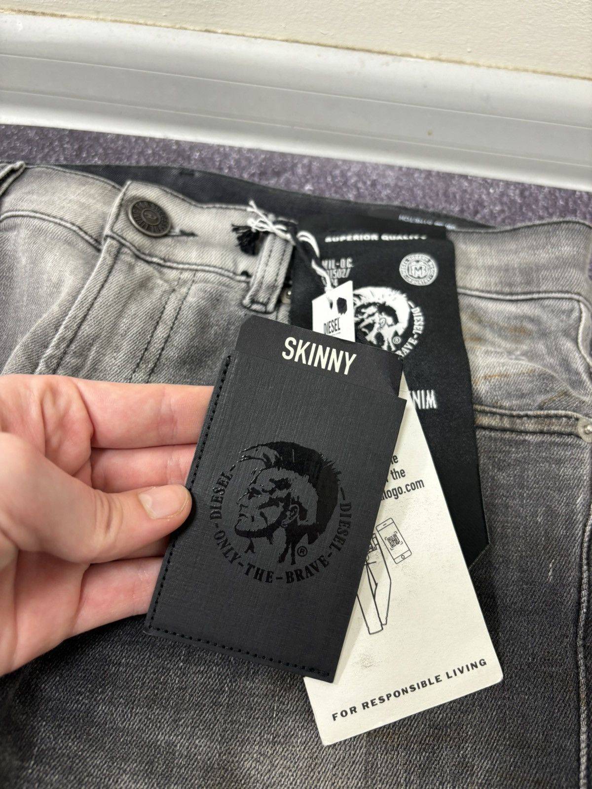 Diesel Diesel D-Amny Skinny NWT Washed Black Distressed Denim Jeans Size US 31 - 8 Thumbnail