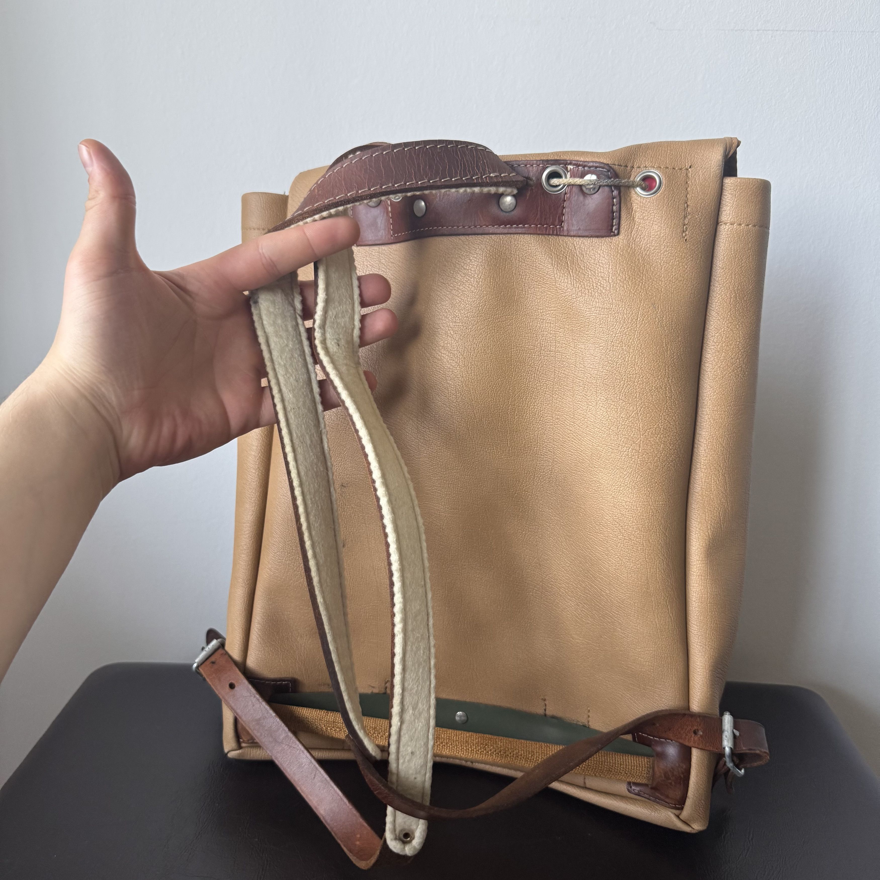 Japanese Brand × Vintage Vintage Army Military Hiking Riri 30s Leather Backpack Size ONE SIZE - 9 Thumbnail