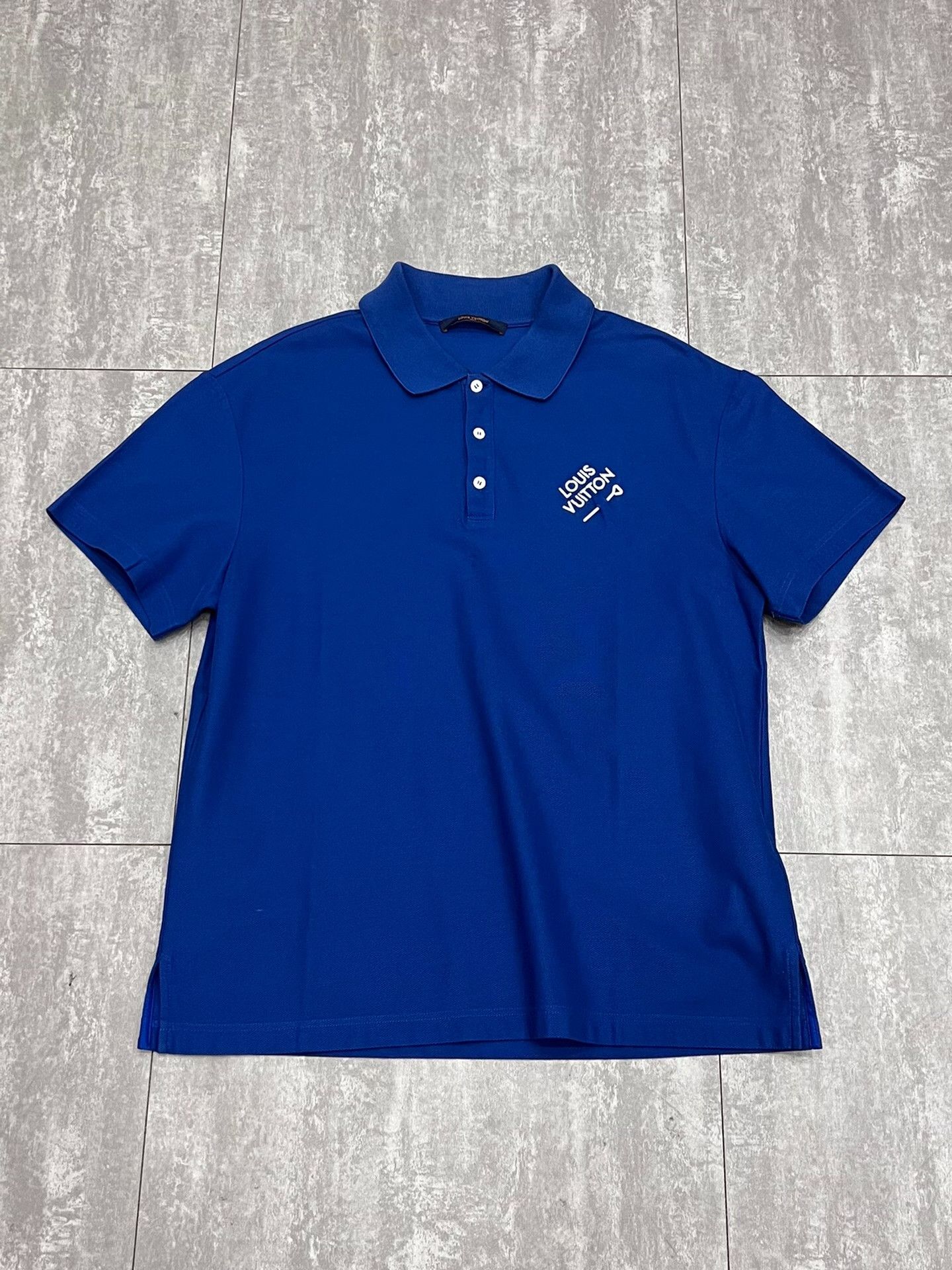 Louis Vuitton Louis Vuitton Blue Polo m Men Size US M / EU 48-50 / 2 - 1 Thumbnail