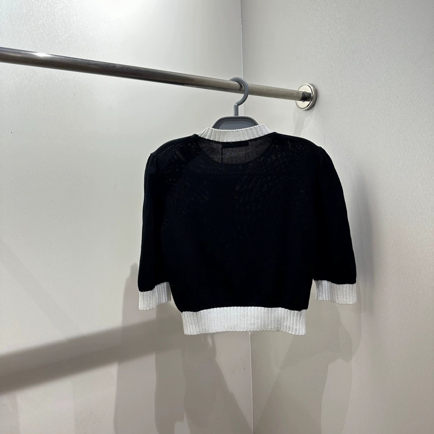 Prada Prada mar637 color blocked logo knit short 36 Size XS / US 0-2 / IT 36-38 - 2 Thumbnail