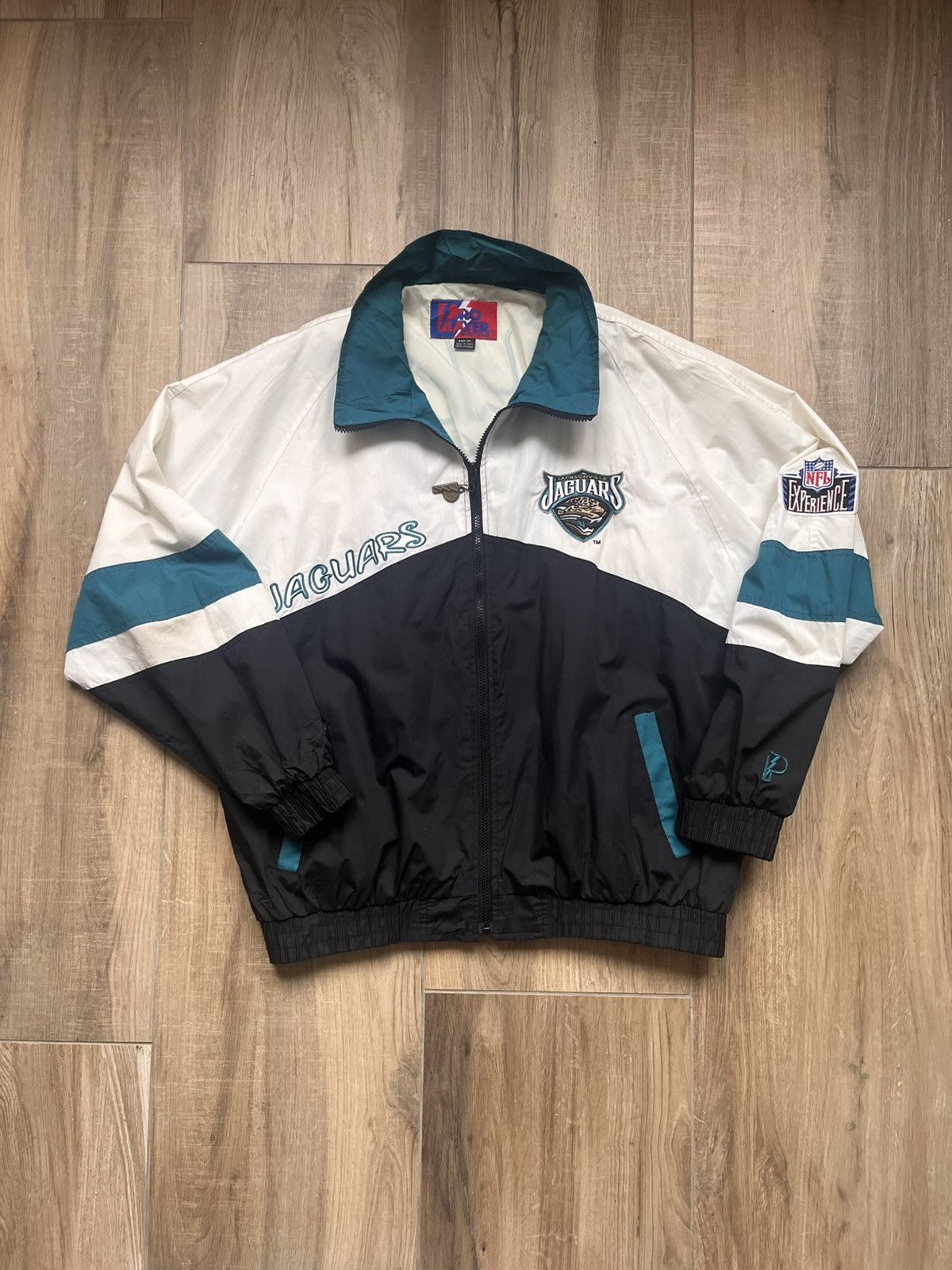 NFL Vtg nfl jacksonville jaguars pro Player full zip xl mens Size US XL / EU 56 / 4 - 2 Thumbnail