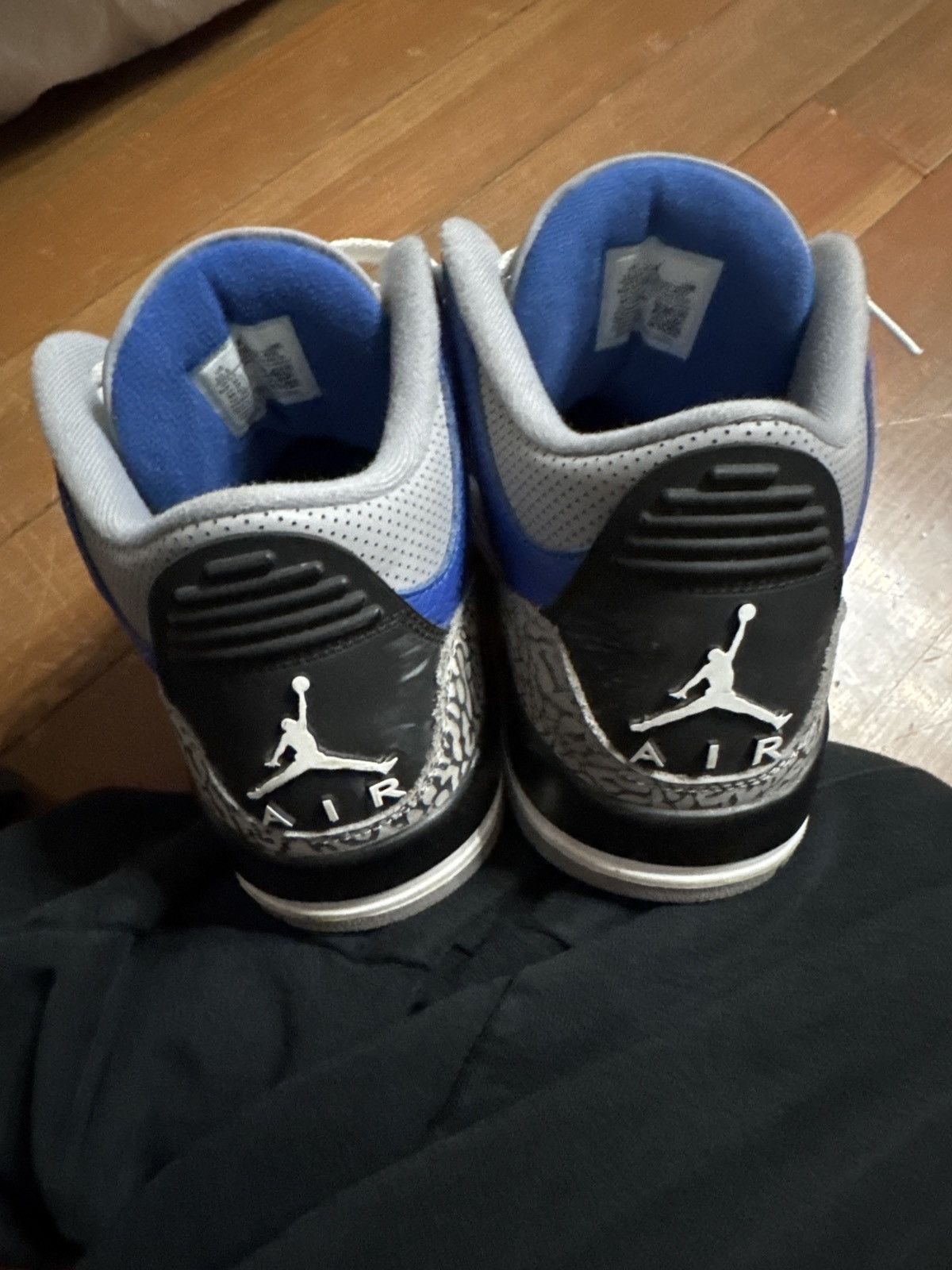 Jordan Brand × Nike Air Jordan 3 varsity royal Size US 10.5 / EU 43-44 - 7 Thumbnail