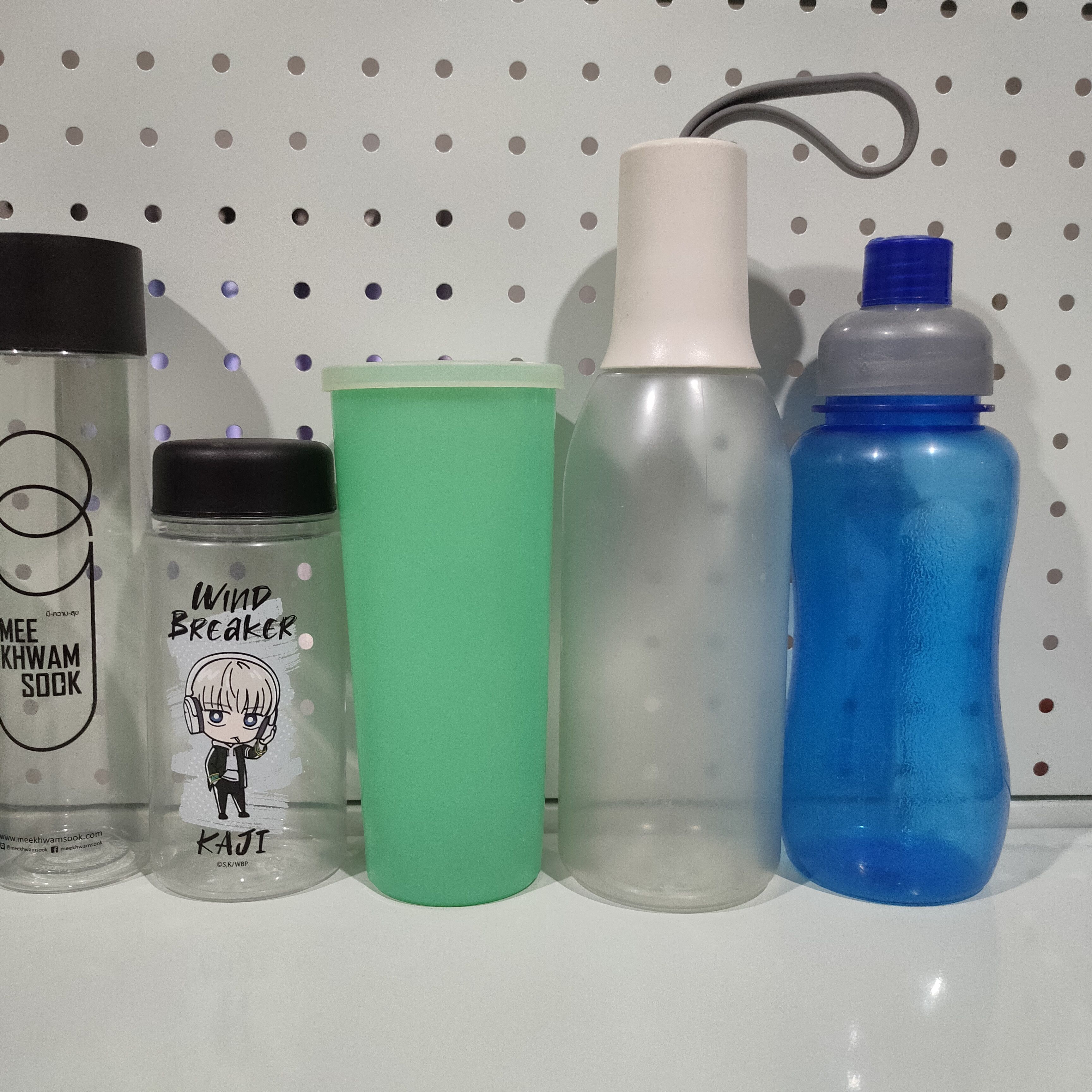 Other 🔥Used cups and bottles 8 pieces for $15 Size ONE SIZE - 3 Thumbnail