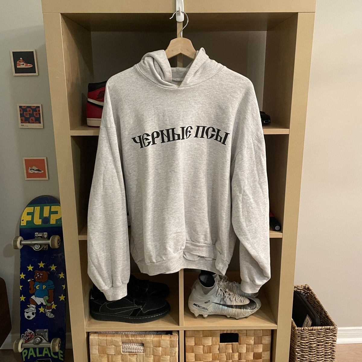 Yeezy Yeezy “Black Dogs” Hoodie Size US S / EU 44-46 / 1 - 1 Thumbnail