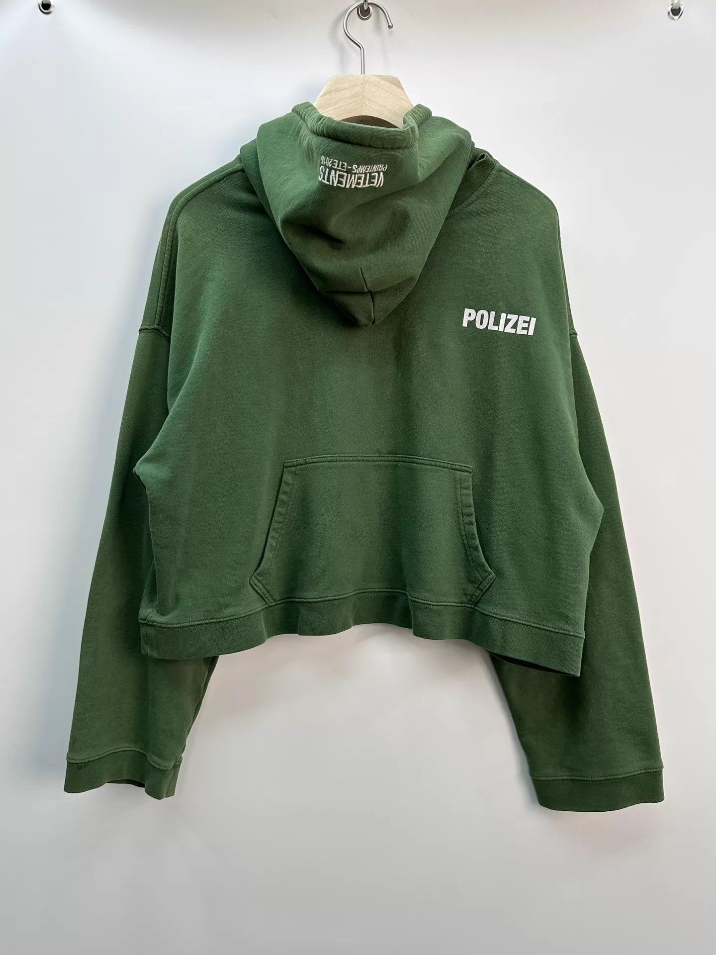 Vetements Vetements x Champion 16SS 2-Sided Dual Neck Hood M Size M / US 6-8 / IT 42-44 - 3 Thumbnail