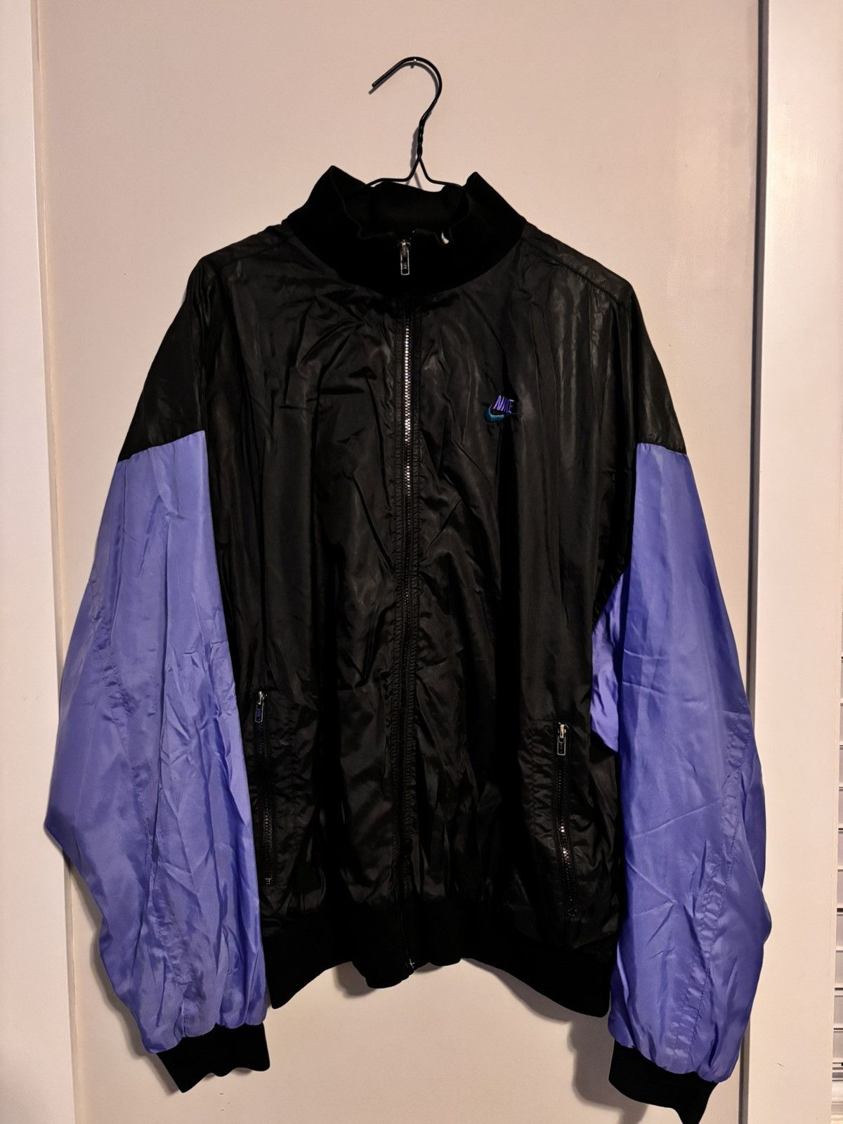 Nike Vintage Nike Windbreaker Embroidered Size US XL / EU 56 / 4 - 1 Thumbnail