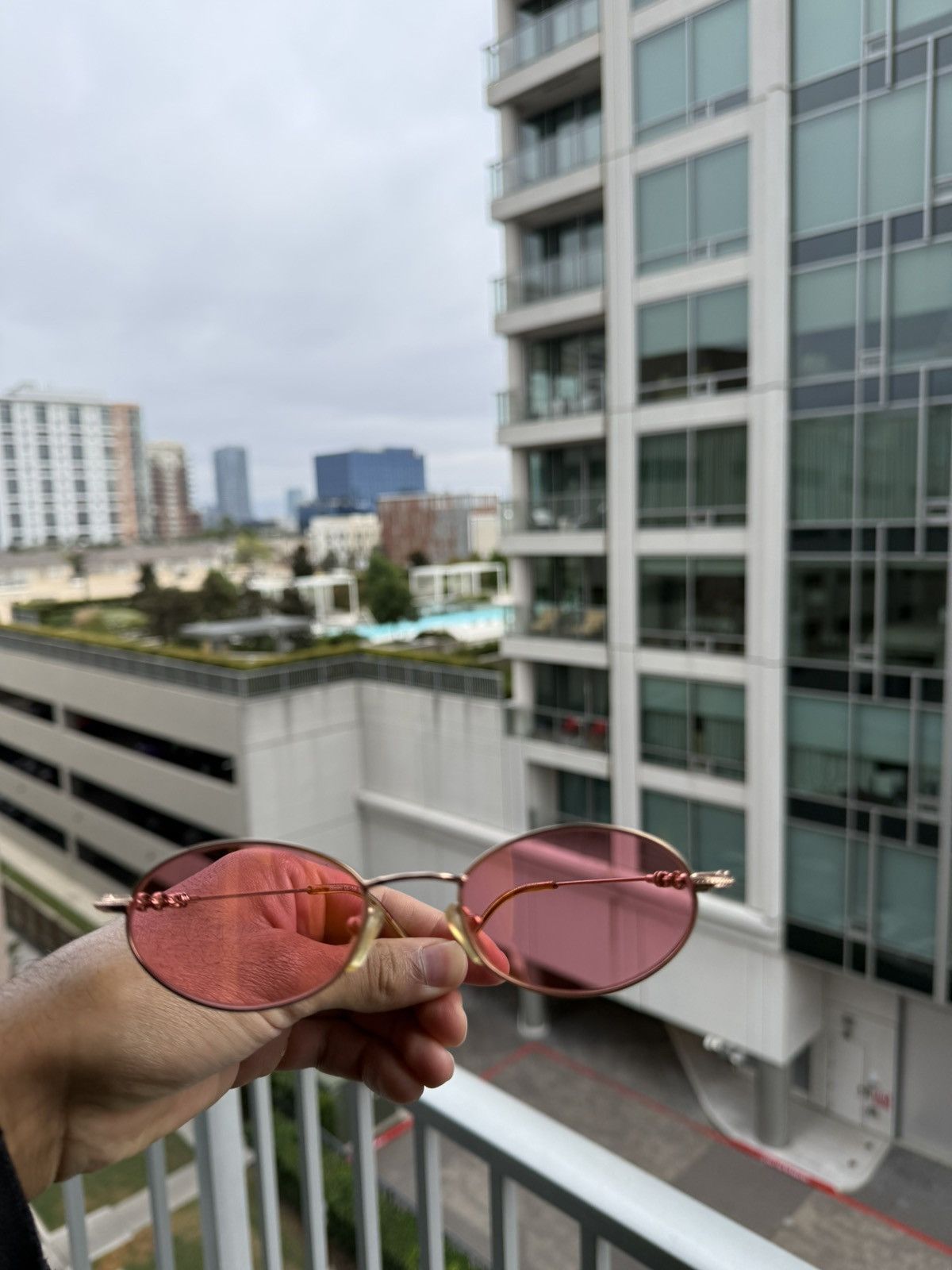 Vintage Frames Company VF CHAIN GANG (RED GRADIENT FLASH GOLD FLAT LENS) Size ONE SIZE - 1 Thumbnail