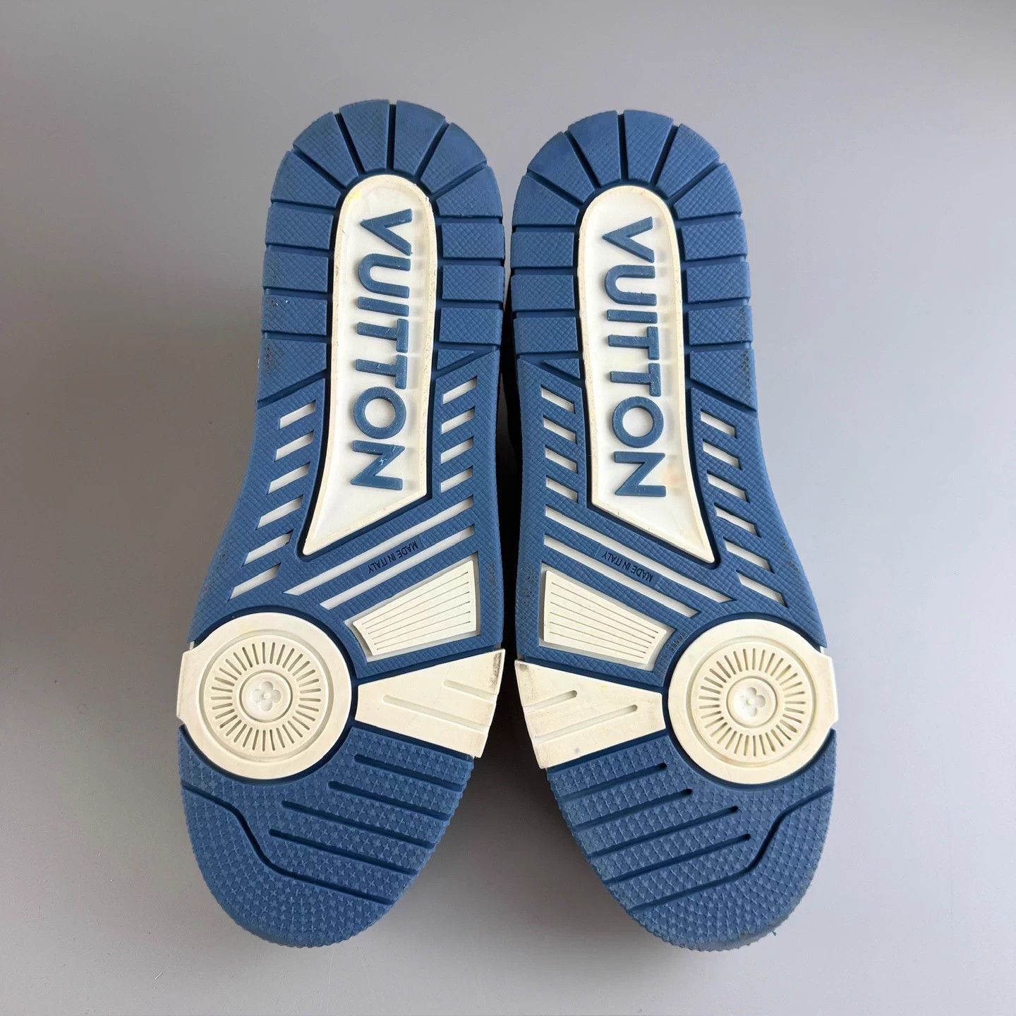 Louis Vuitton LV Trainer white blue denim 42.5 99New YLP4504 Size US 9.5 / EU 42-43 - 7 Thumbnail