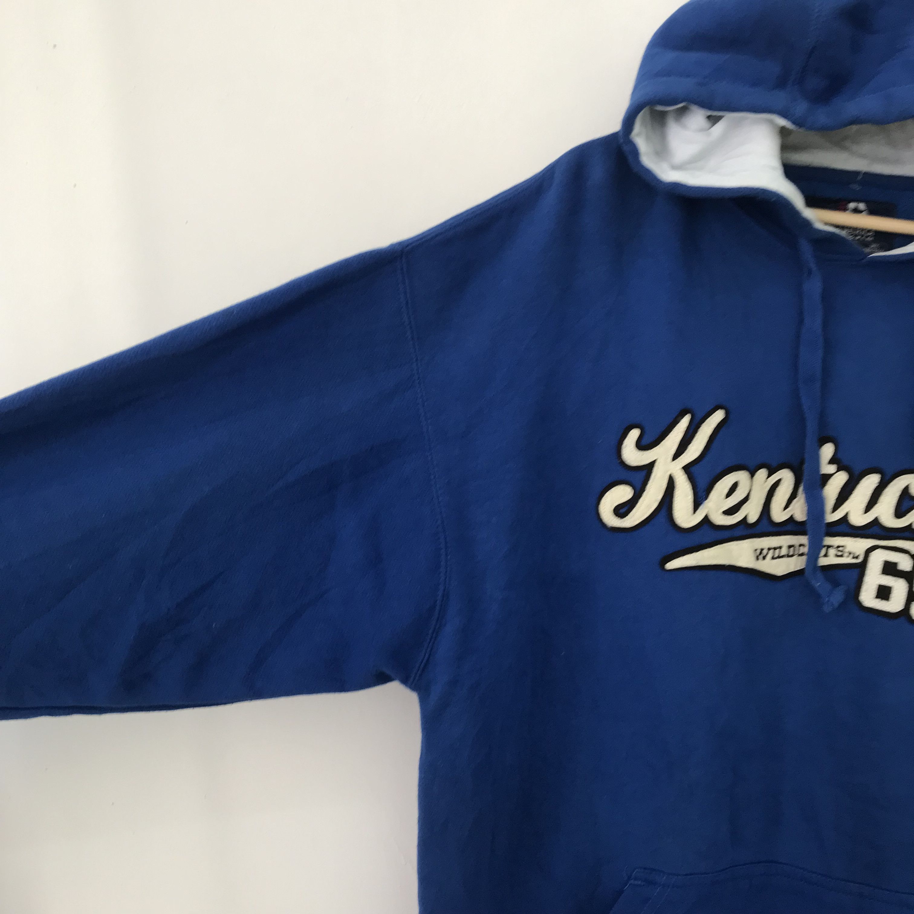 Kentucky Boy Tyler Vintage Kentucky Wildcats Ncaa Blue Sweater - 468 Size US XL / EU 56 / 4 - 4 Thumbnail