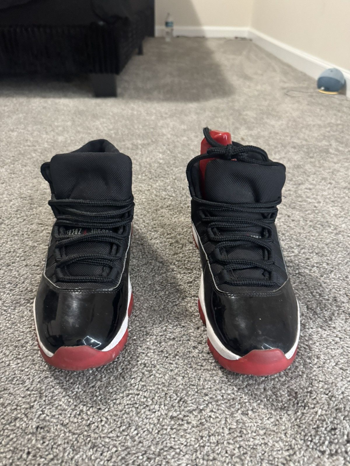 Jordan Brand Jordan 11 Bred Size US 9 / EU 42 - 3 Thumbnail