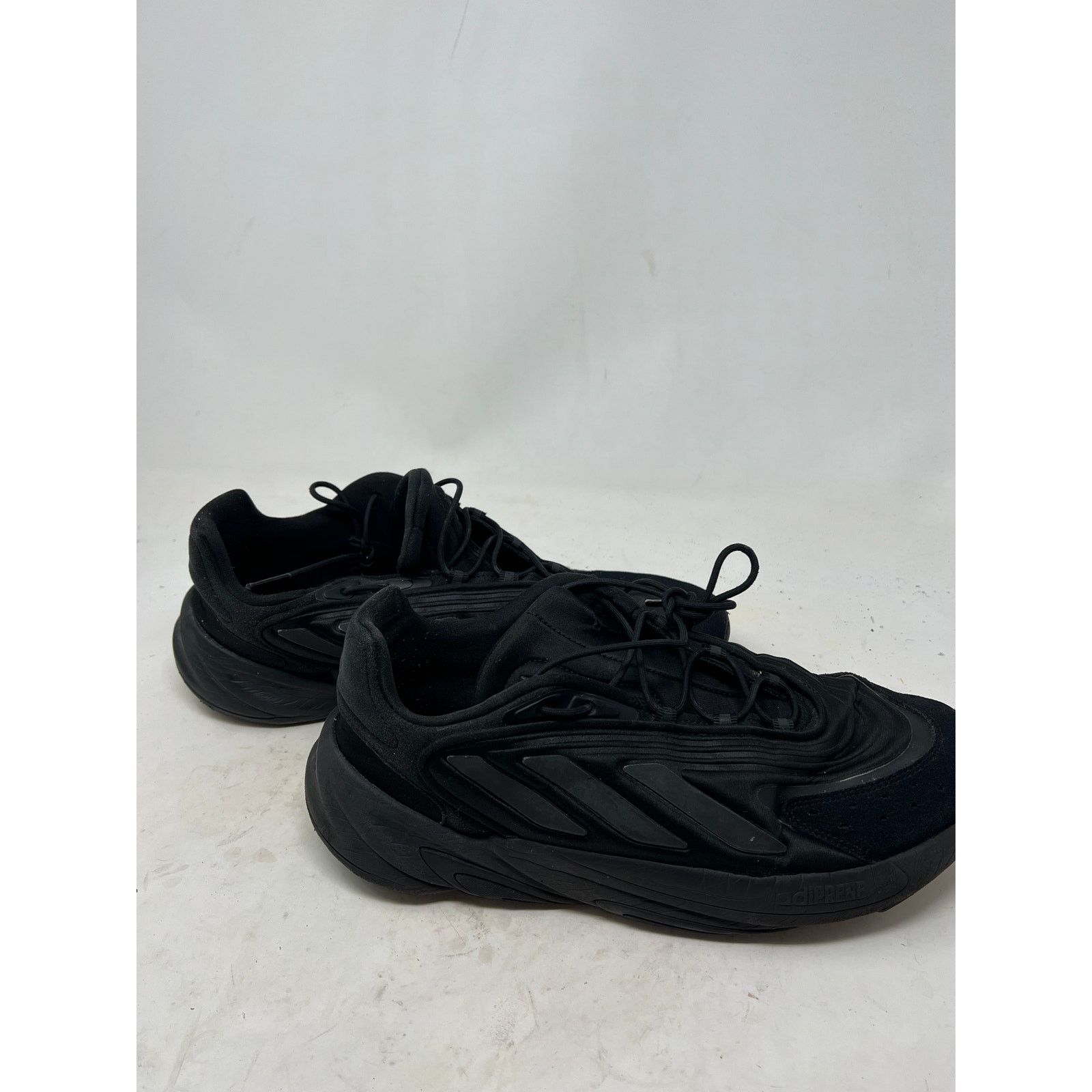 Adidas adidas Ozelia 'Black Carbon' H04250 Men's 12 Size US 12 / EU 45 - 4 Thumbnail