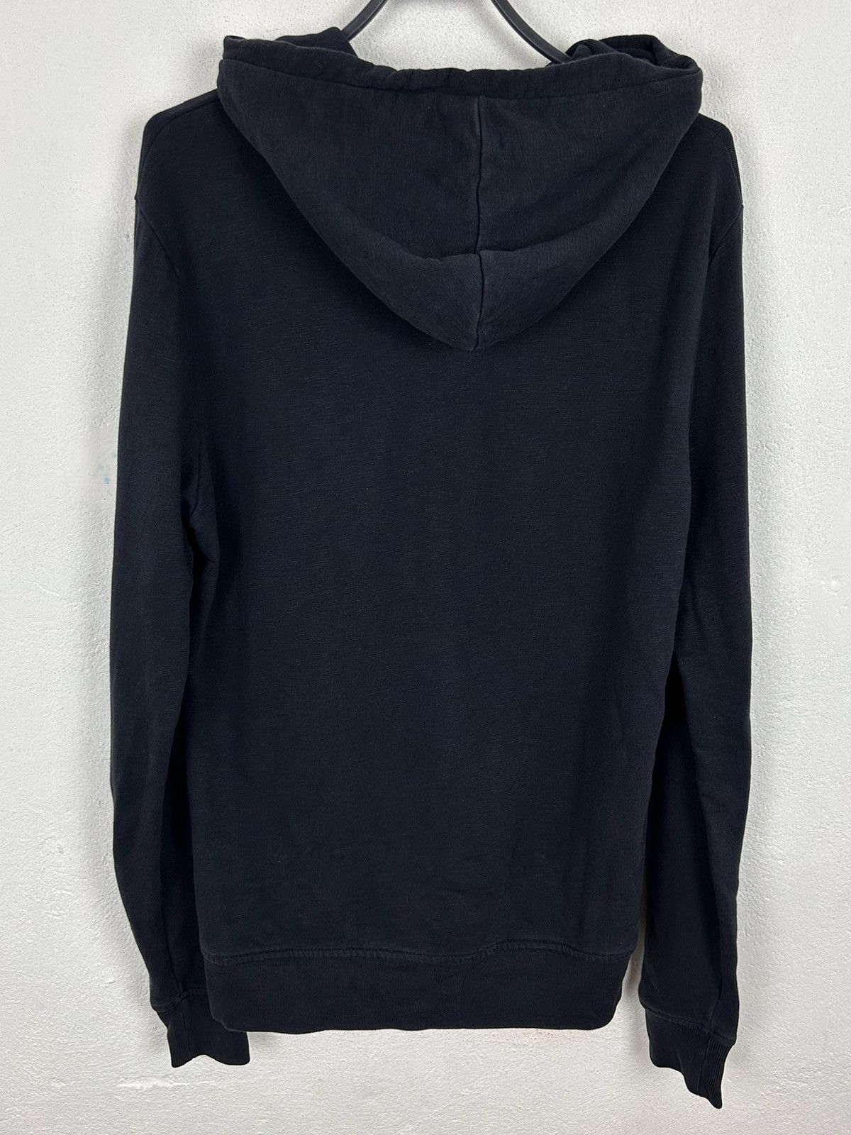 Allsaints Allsaints Small Embroidered Logo Zipped Hoodie In Black Size US S / EU 44-46 / 1 - 5 Thumbnail