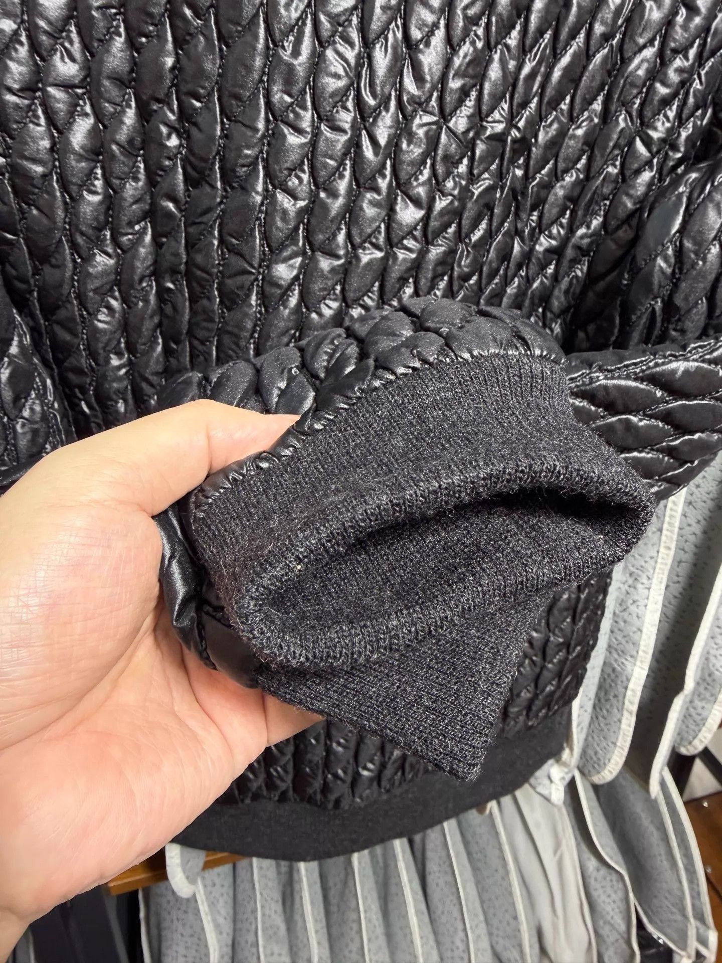 Dolce & Gabbana Black Quilted er Jacket Size M Size US XXS / EU 40 - 4 Thumbnail