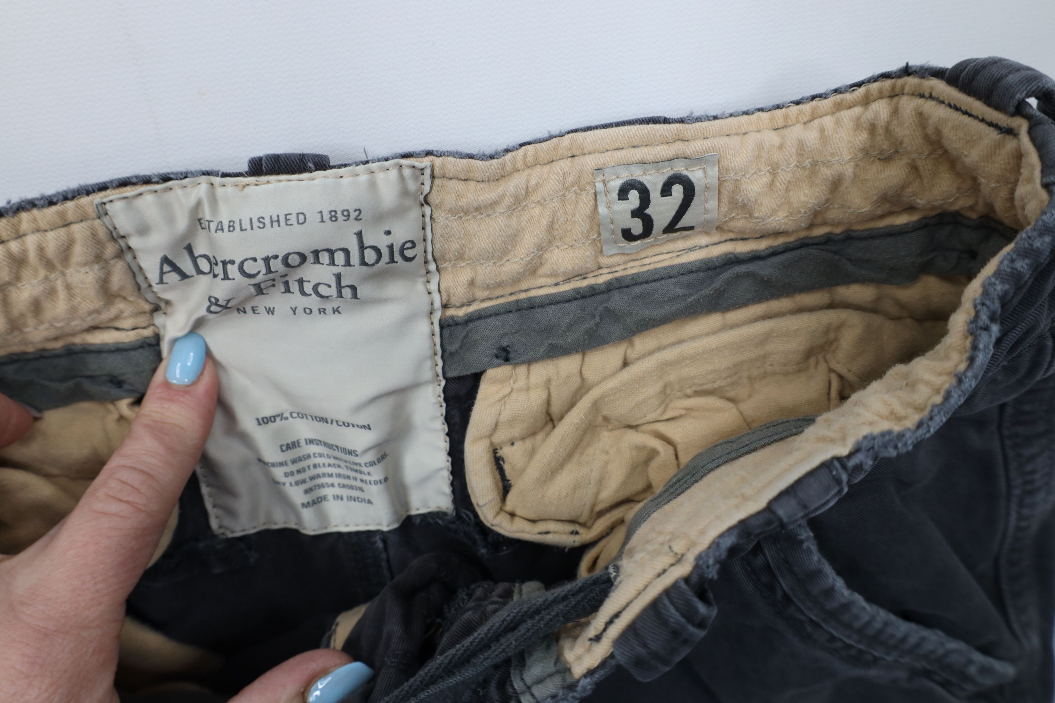 Abercrombie & Fitch Vintage 90s Y2K Abercrombie & Fitch Cargo Shorts Gray Size US 32 / EU 48 - 9 Thumbnail