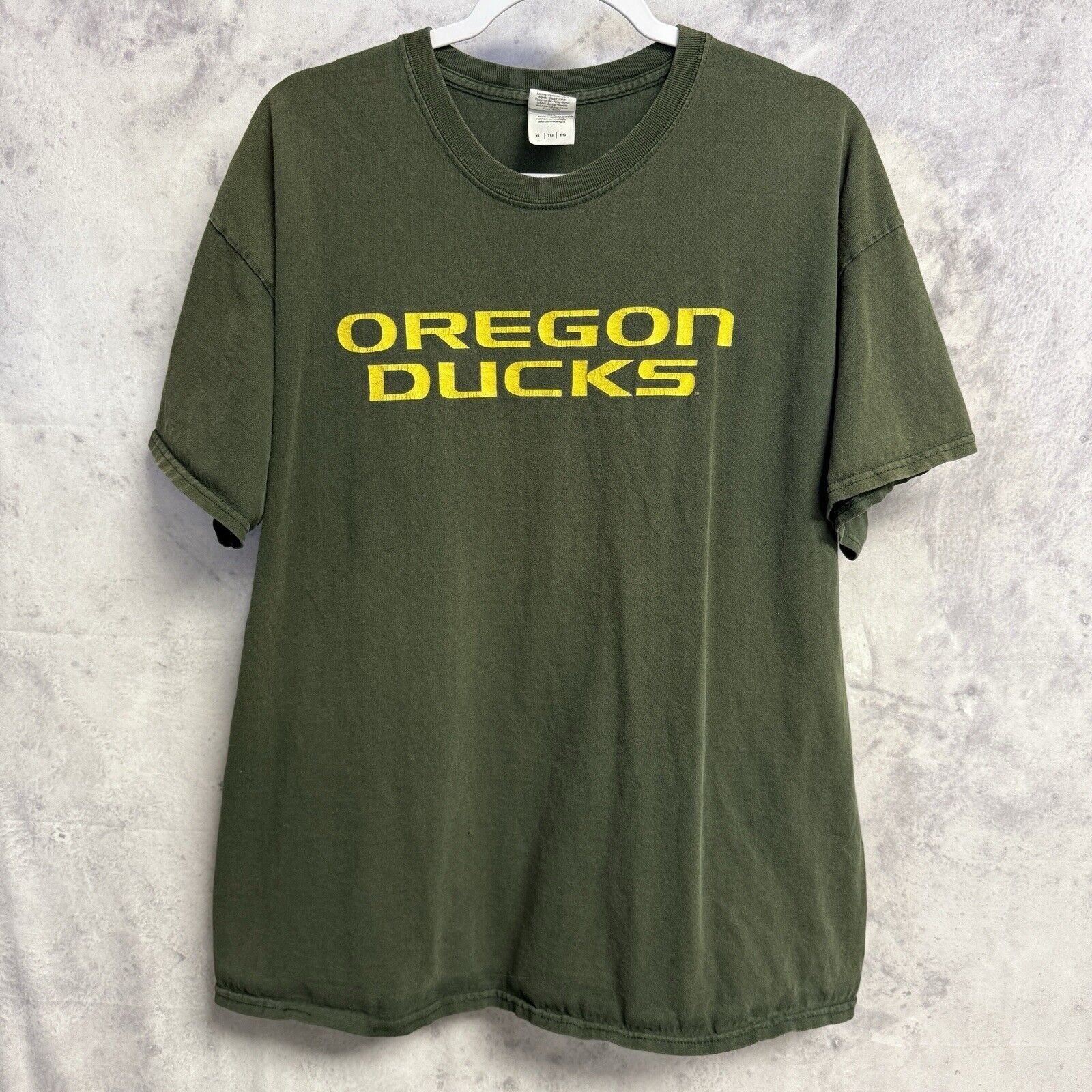 Other Oregon Ducks T Shirt Mens XL Green Short Sleeve University C Size US XL / EU 56 / 4 - 2 Thumbnail