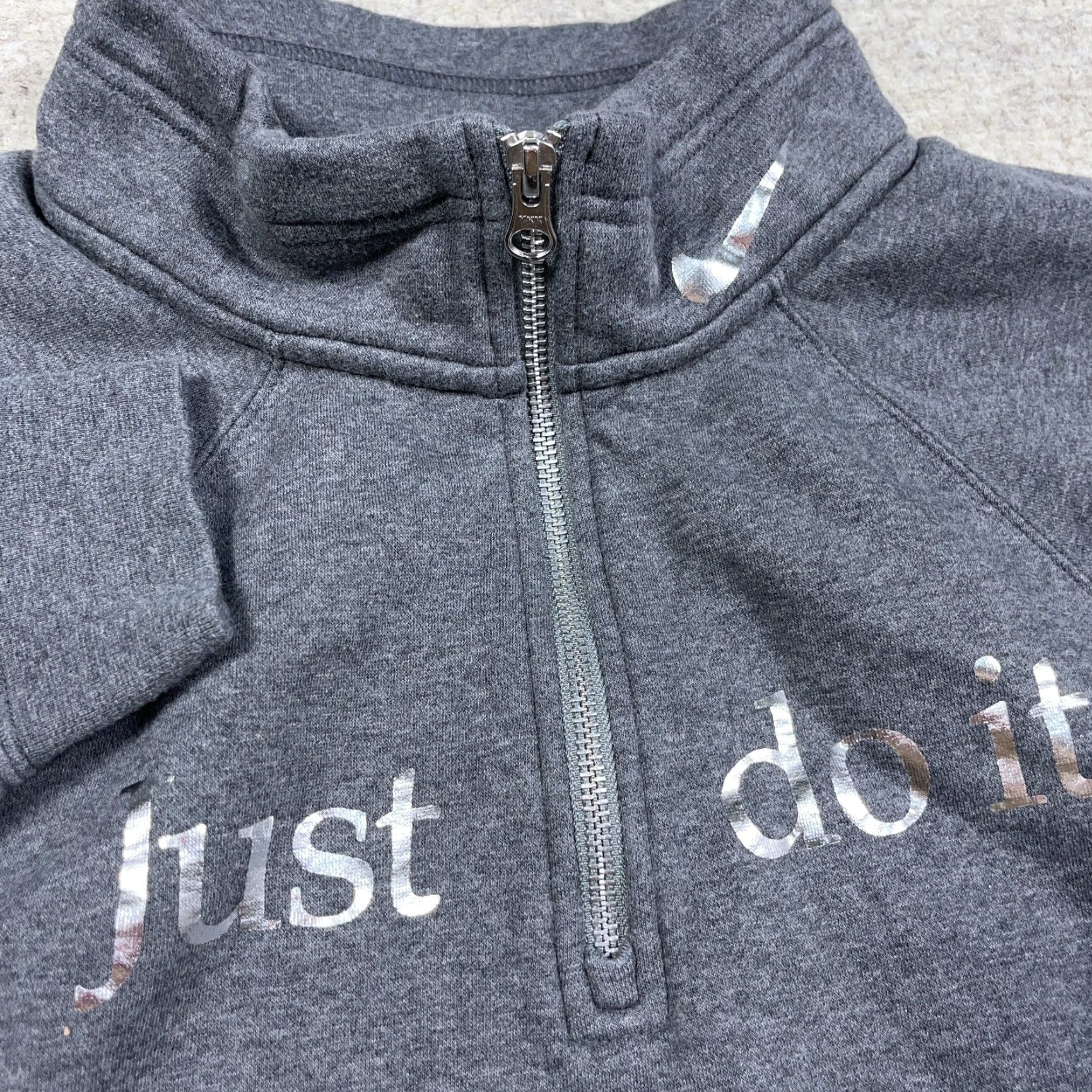 Nike Nike Sweatshirt Women Large Gray Cropped Pullover Quarter Zip Just Do It Size L / US 10 / IT 46 - 5 Thumbnail