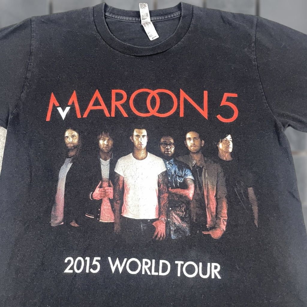 Vintage Maroon 5 Concert Tshirt Adult Small Black Short Men’s Music Band Tee Size US S / EU 44-46 / 1 - 1 Thumbnail