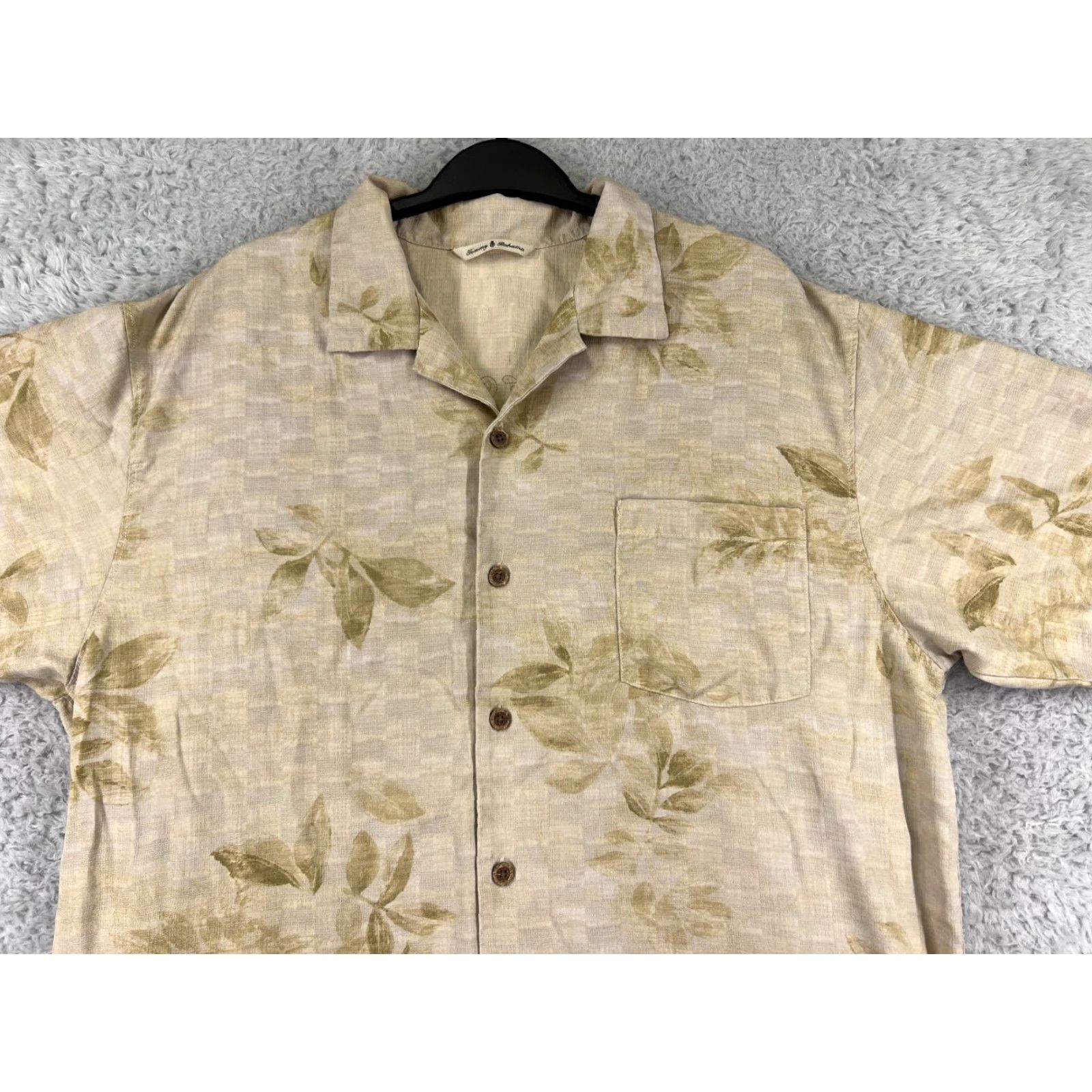 Tommy Bahama Tommy Bahama Shirt Mens Large Beige Floral Leaf Hawaiian 100% Silk Beach Resort Shirt Size US L / EU 52-54 / 3 - 5 Thumbnail