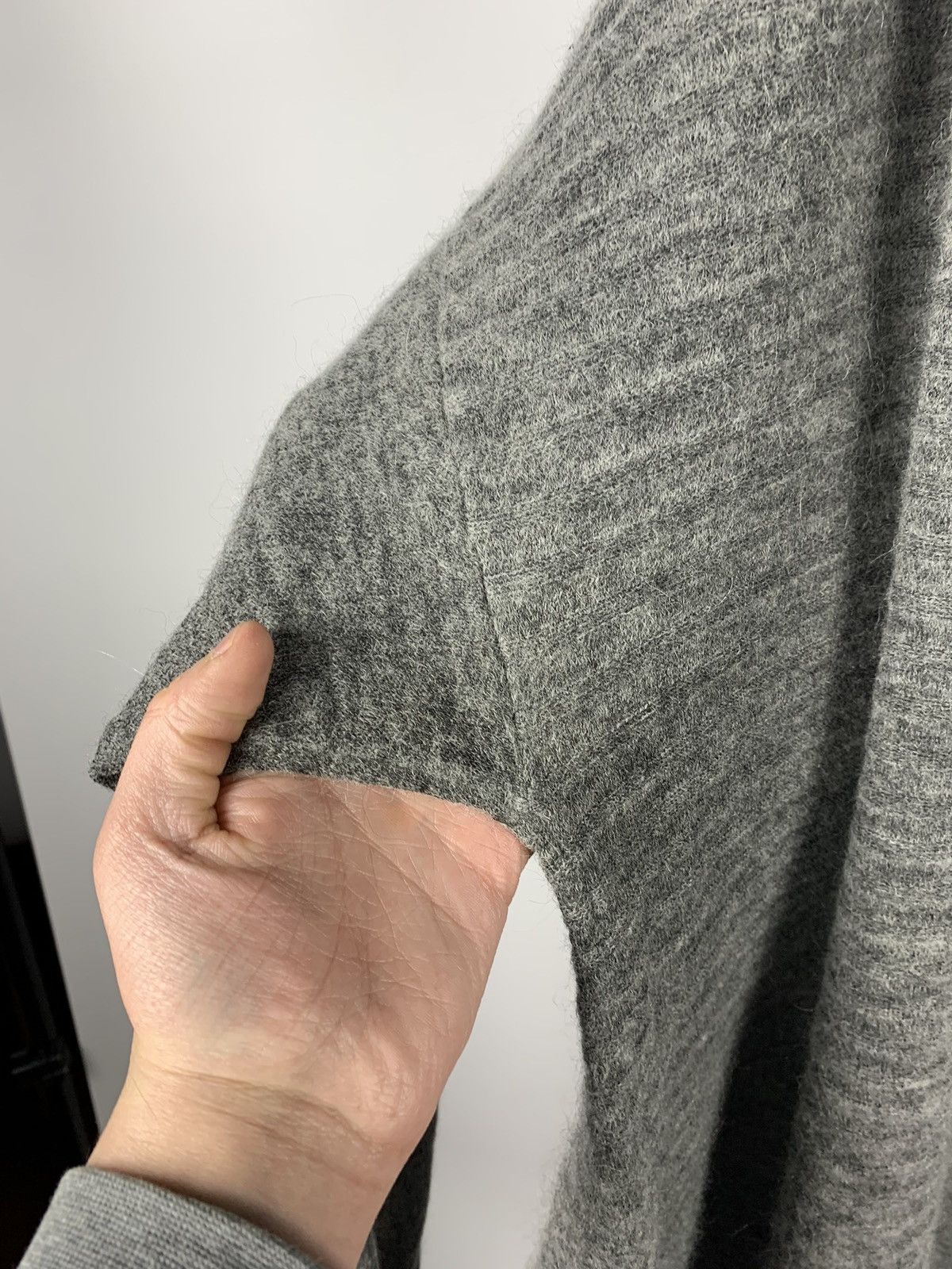 Sarah Pacini Vintage Sarah Pacini Wool Cardigan Made Italy One Size Y2K Size ONE SIZE - 16 Thumbnail