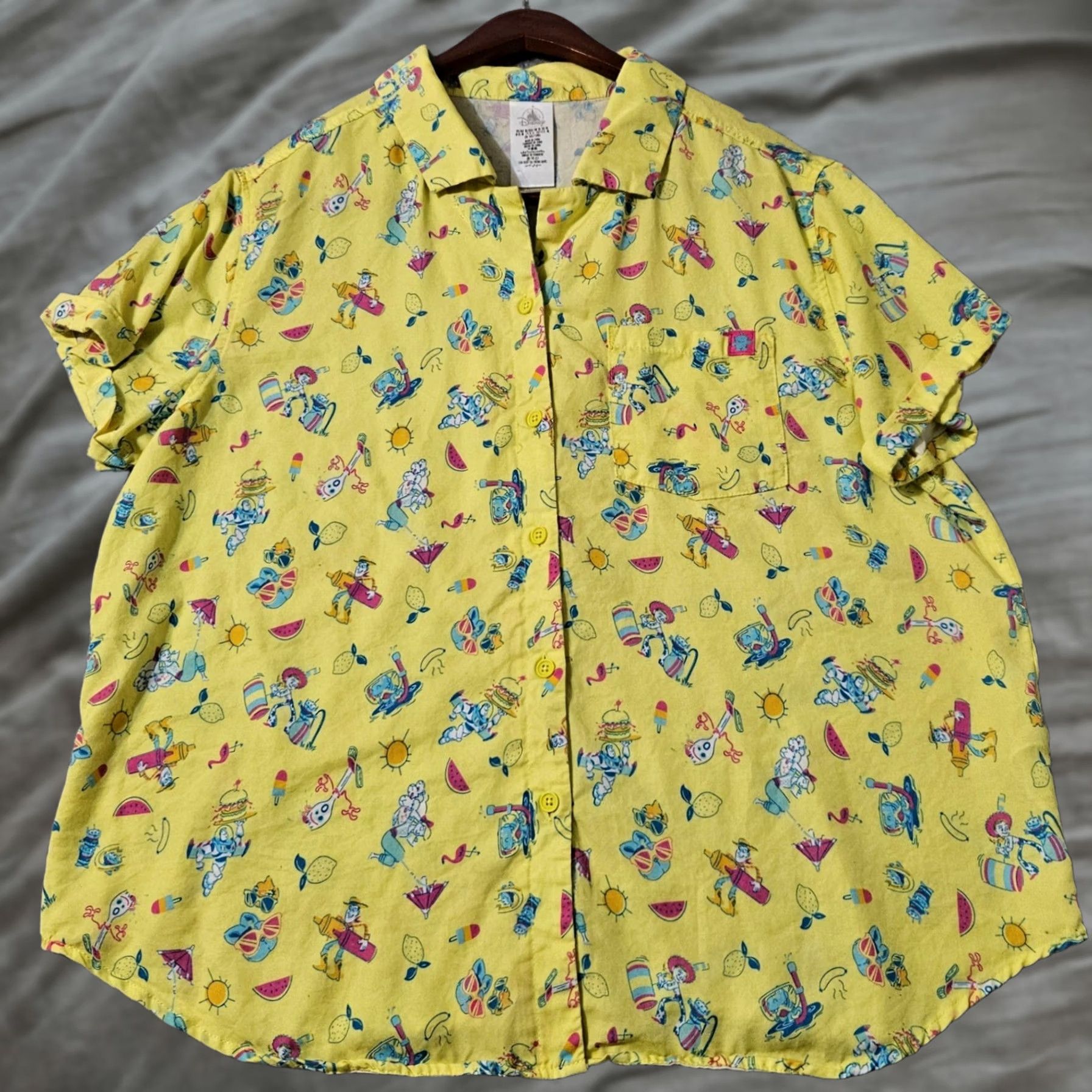 Disney Disney Toy Story Womens Button Up Shirt XL Yellow Print Size XL / US 12-14 / IT 48-50 - 1 Thumbnail