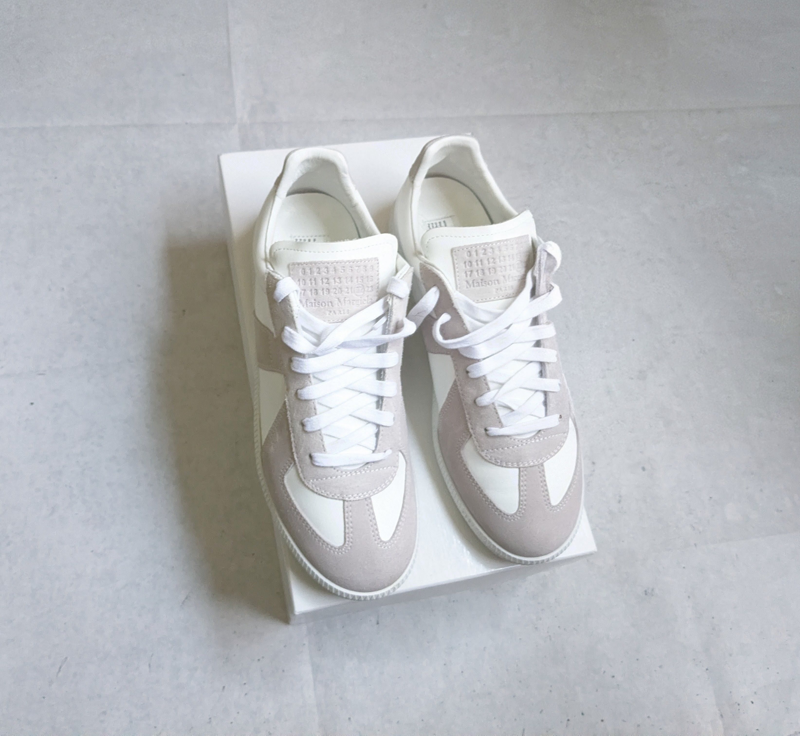 Maison Margiela Maison Margiela GAT Replica Gray White 9 42 Low Tops Size US 9 / EU 42 - 1 Thumbnail