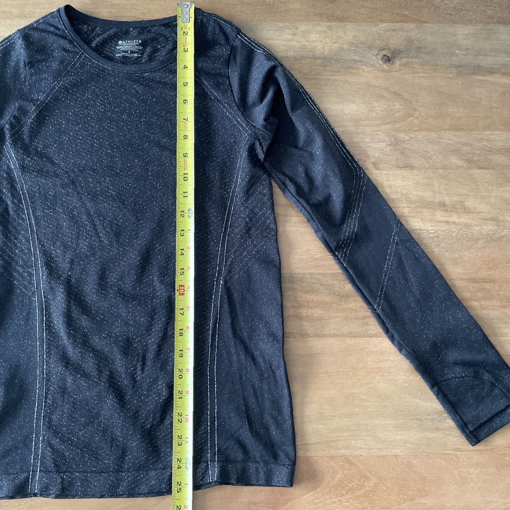 Athleta Athleta Flurry Shine Base Layer Top Womens Small Black Glitter Shiny Long Sleeve Athletic Gym & Training Size S / US 4 / IT 40 - 4 Thumbnail