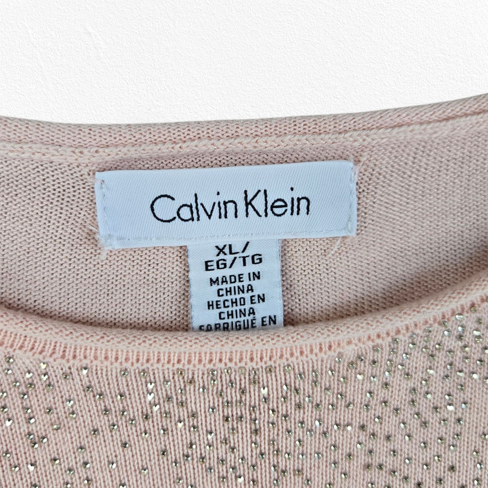 Calvin Klein Calvin Klein Pink Embellished Crewneck Sweater Size XL Size XL / US 12-14 / IT 48-50 - 4 Thumbnail