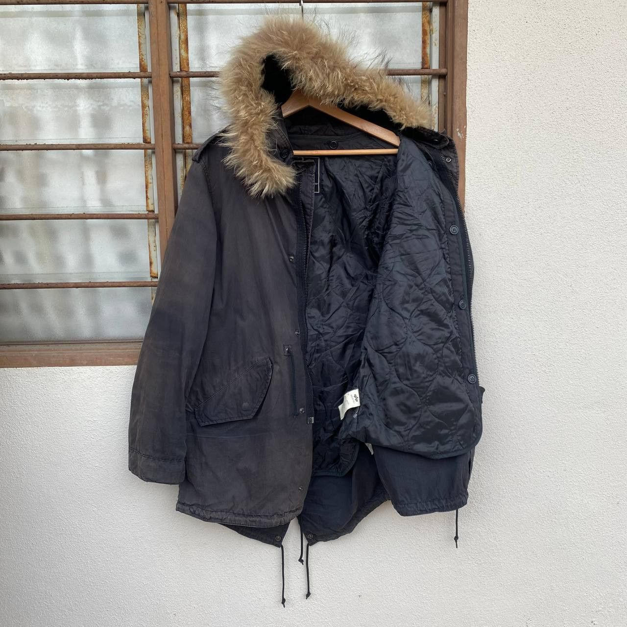 Alpha Industries Vintage Alpha Industries M-51 Fishtail Fur Parka Faded Black Size US XL / EU 56 / 4 - 12 Thumbnail