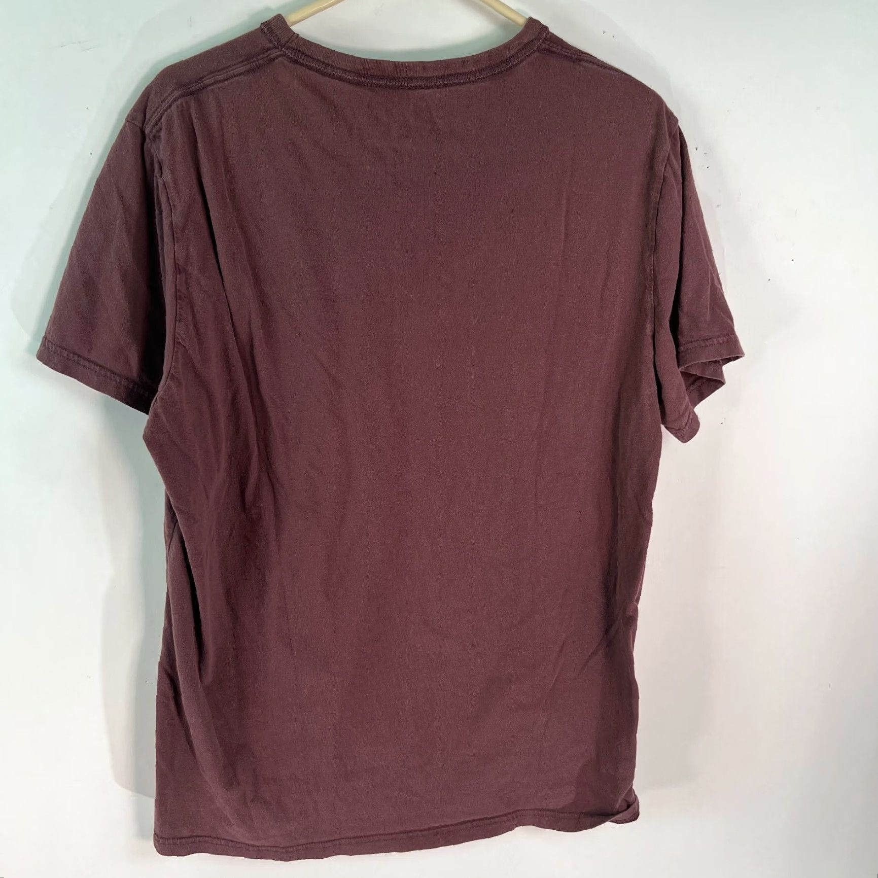 American Eagle Outfitters American Eagle Outfitters NY 1977 Mens Embroidered Logo Maroon Shirt Size XL Size US XL / EU 56 / 4 - 3 Thumbnail