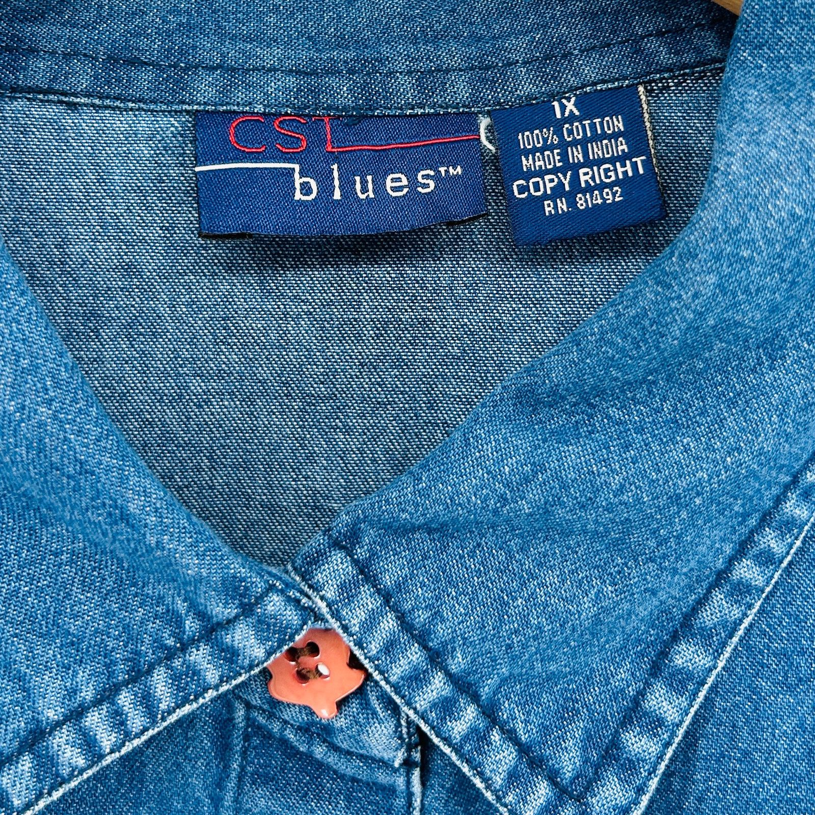 Vintage 90s Oversized Dark Blue Denim Button Down with Felt Monkeys Size XL / US 12-14 / IT 48-50 - 8 Thumbnail