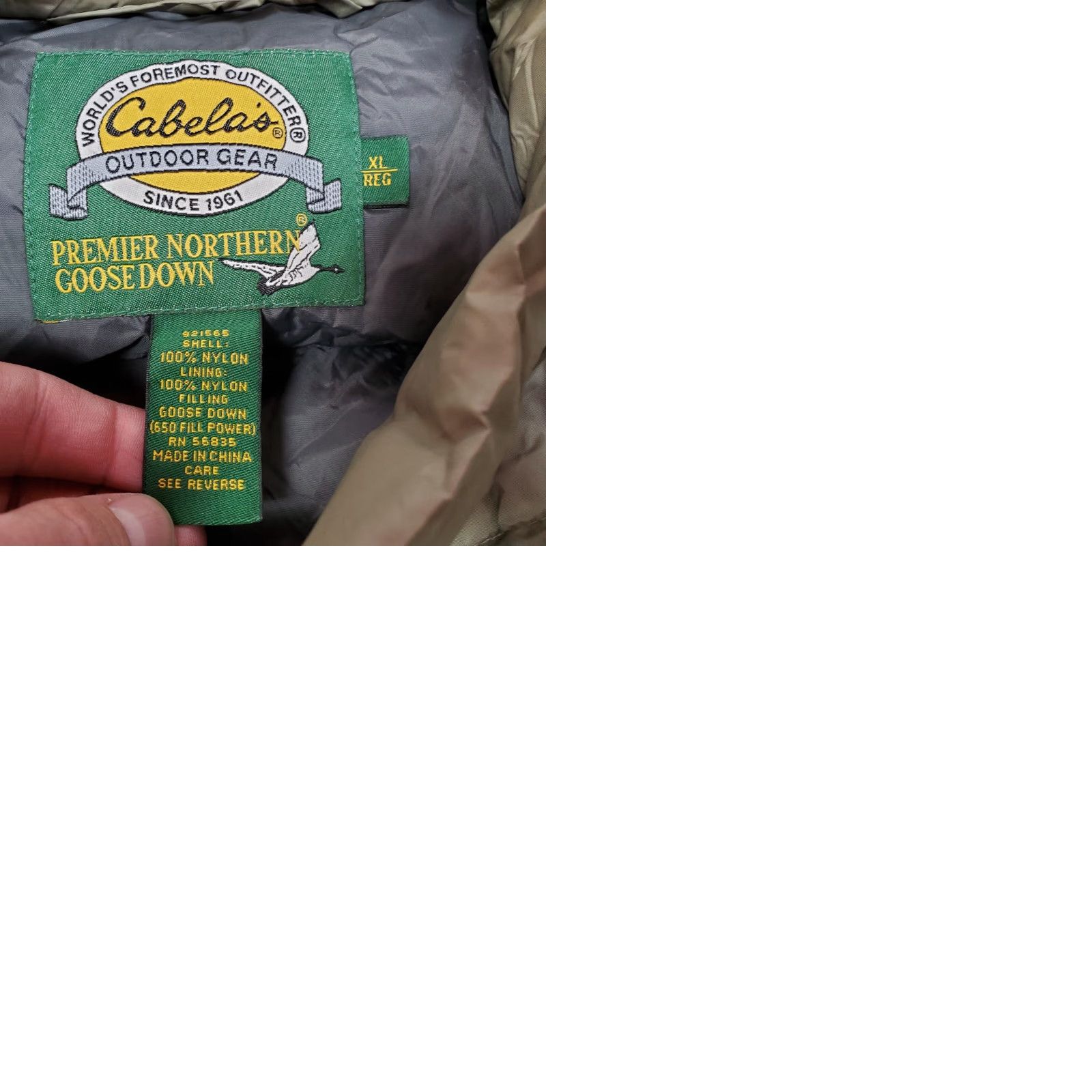Vintage Cabela's Vest Mens XL Green Puffer Jacket Down Quilted Outdoor Logo Pockets Winter Spring Fall Casual Shirt? Size US XL / EU 56 / 4 - 9 Thumbnail