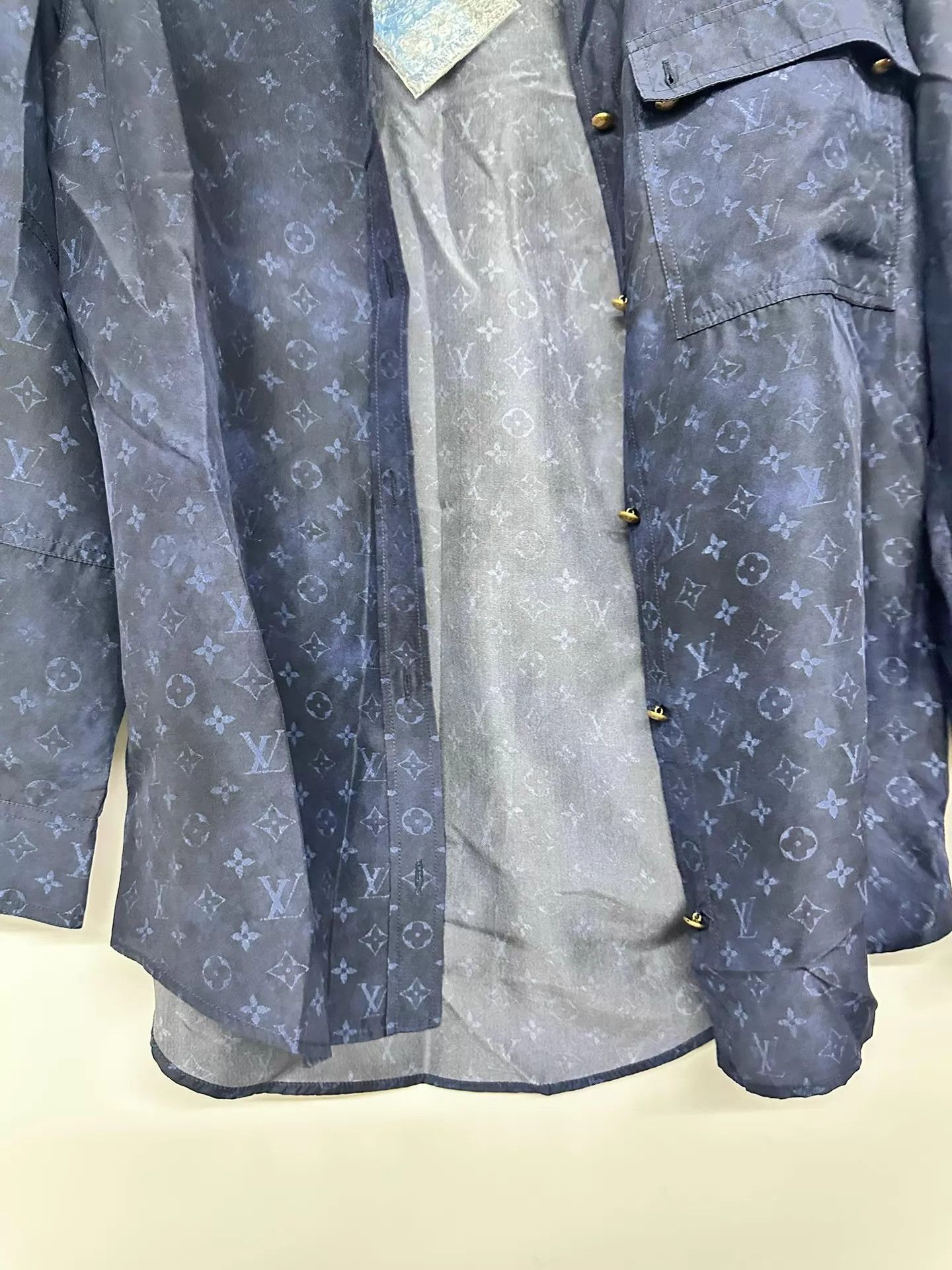 Louis Vuitton Louis Vuitton All Over Print Shirt 36 Size XS / US 0-2 / IT 36-38 - 6 Thumbnail