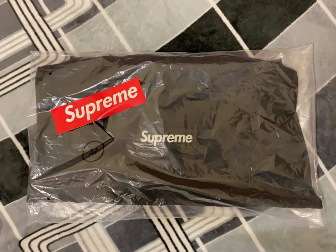 Supreme Supreme Box Logo Hoodie F/W 2025 drop Size US M / EU 48-50 / 2 - 1 Thumbnail