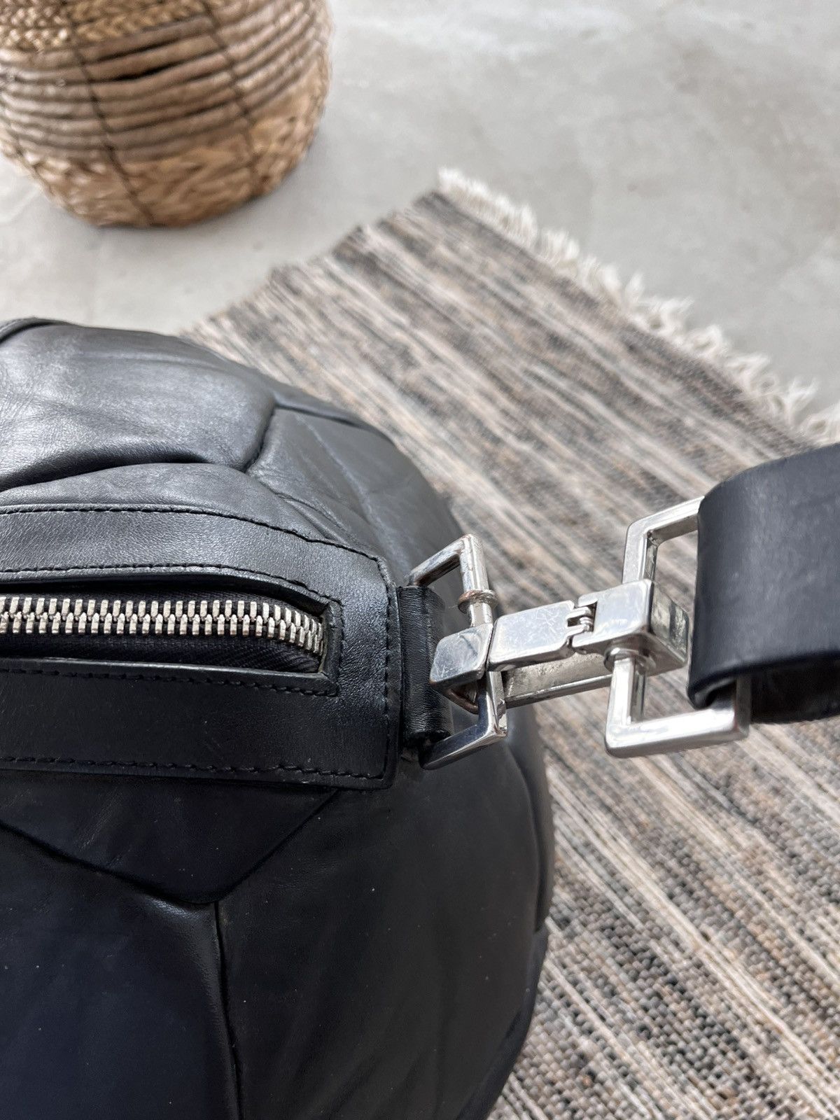 Dirk Bikkembergs Archive Dirk Bikkembergs FW 2007 Rare Leather Football Bag Size ONE SIZE - 17 Thumbnail