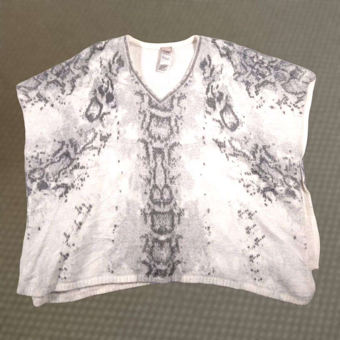 Vintage Chico's Sweater Womens S/M White Snake Print V Neck Dolman Pullover Short Sleeve Size S / US 4 / IT 40 - 1 Thumbnail