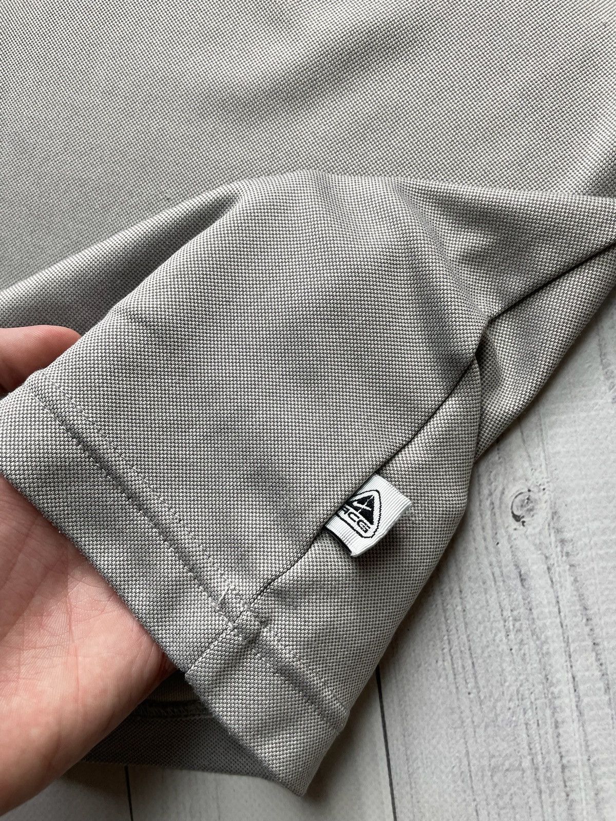 Nike × Nike ACG × Vintage Vintage Nike ACG silver long sleeve jersey size XL logo Size US XL / EU 56 / 4 - 4 Thumbnail