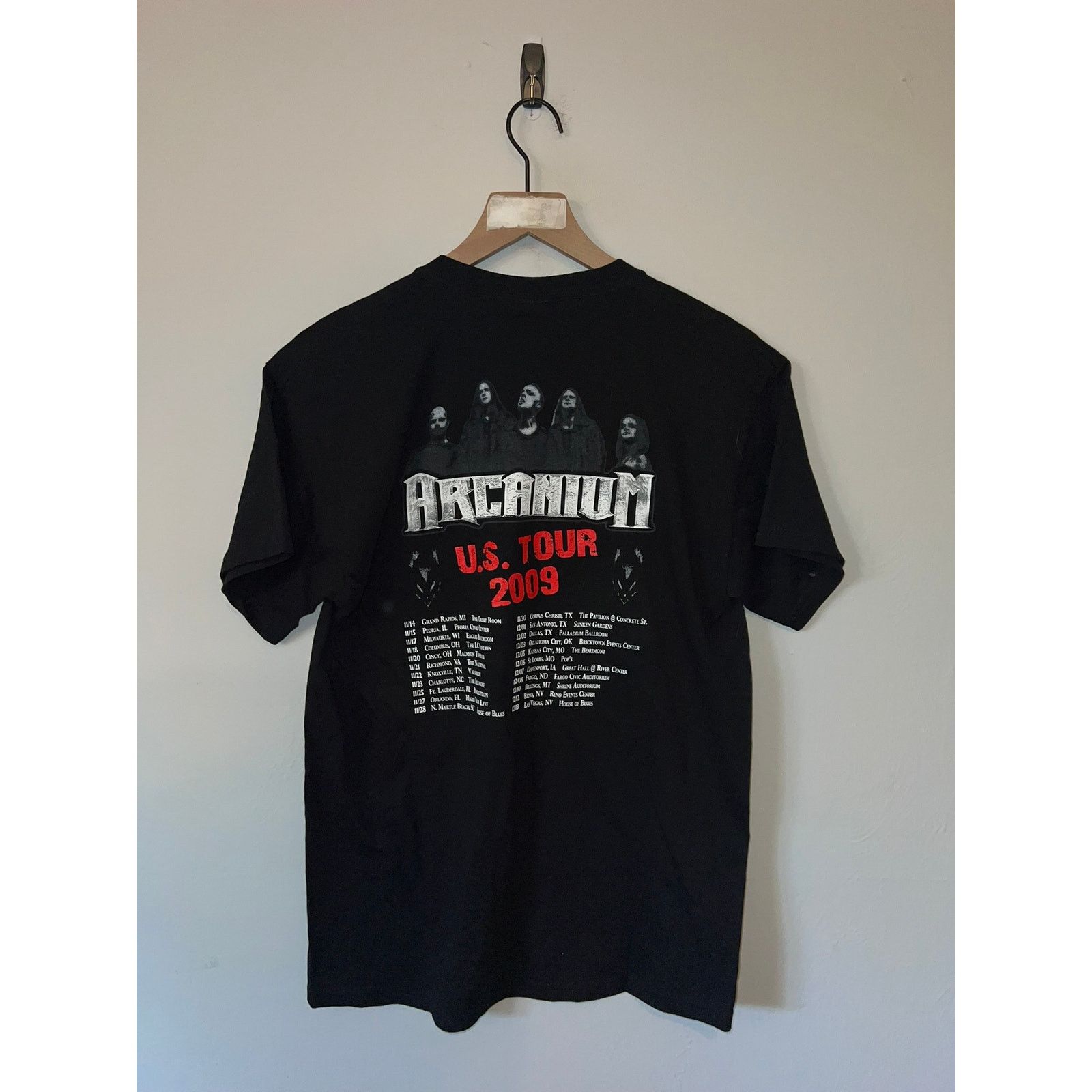 Gildan 2009 Arcanium US Tour Concert Black Shirt Tee 2000s M Medium Size US M / EU 48-50 / 2 - 5 Thumbnail