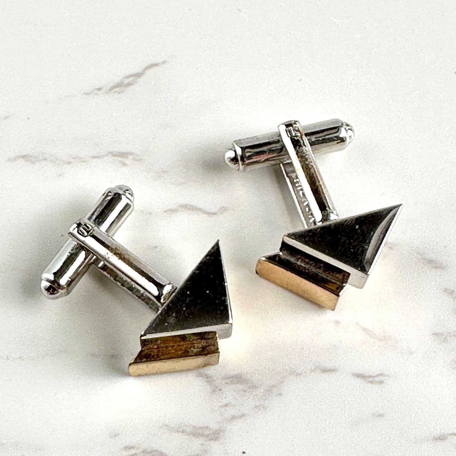 Vintage 1950s Hickok Cuff Links, Gold & Silver Triangular Cuff Links Size ONE SIZE - 1 Thumbnail