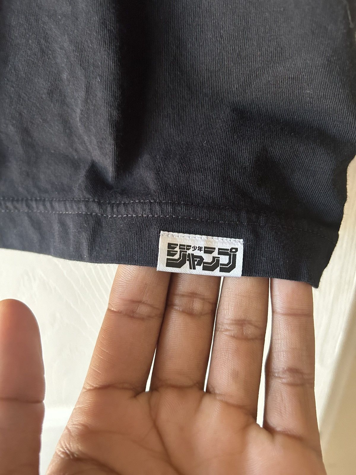 Uniqlo Uniqlo x Dragon Ball Z Size US S / EU 44-46 / 1 - 2 Thumbnail