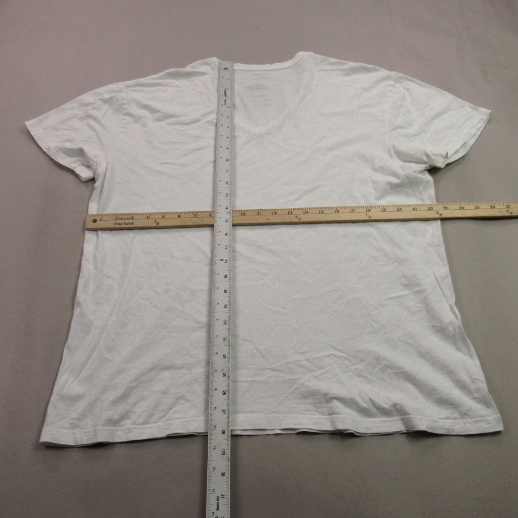 Polo Ralph Lauren Polo Ralph Lauren Shirt Mens Large Short Sleeve V Neck White Classic Fit Casual Size US L / EU 52-54 / 3 - 7 Thumbnail