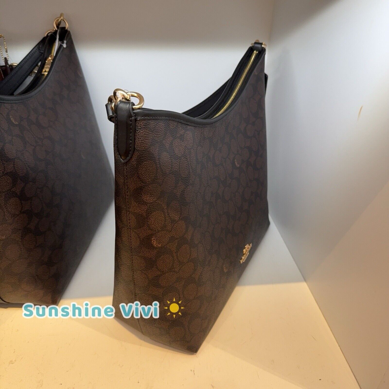 Coach NWT Coach Laurel Large Shoulder Bag CY685 Signature Size ONE SIZE - 8 Thumbnail