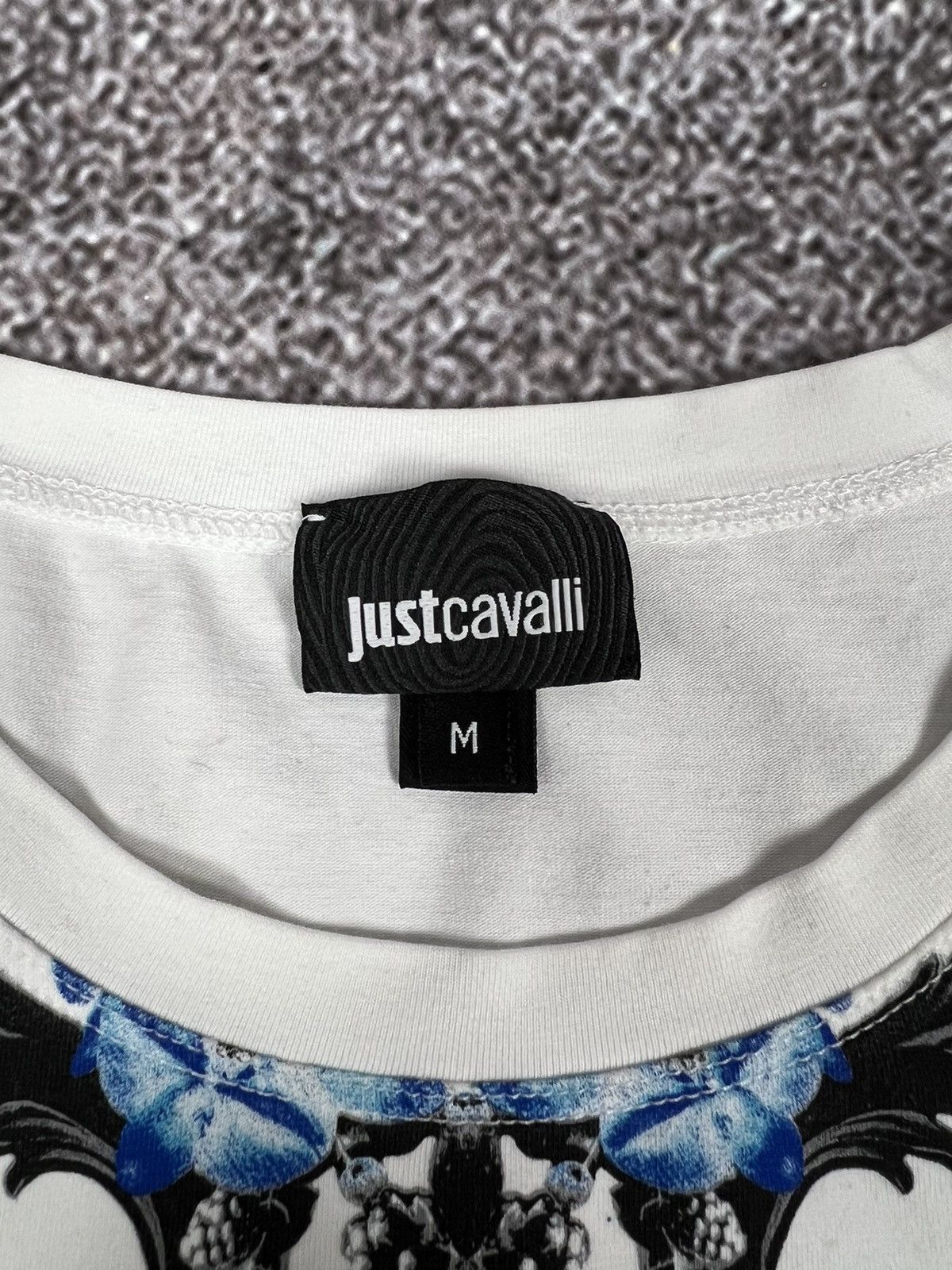 Designer × Just Cavalli Just Cavalli women’s t-shirt big logo M ornaments y2k floral Size M / US 6-8 / IT 42-44 - 7 Thumbnail