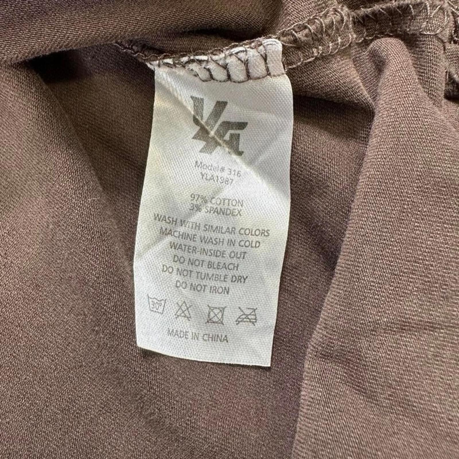 YoungLA YoungLa 316 Tank Top Mens Large Brown Sleeveless Roses Size US L / EU 52-54 / 3 - 6 Thumbnail