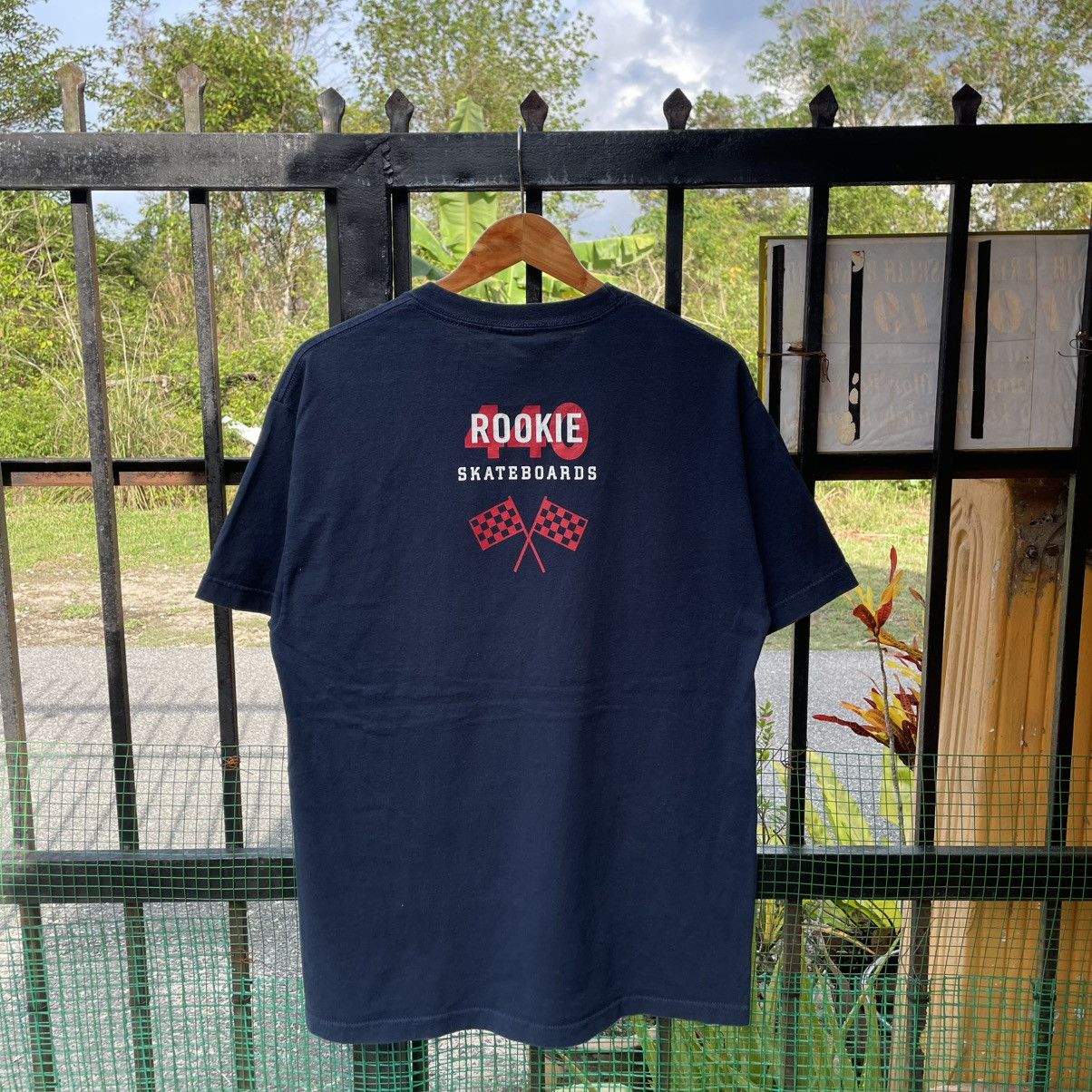 Welcome Skateboards 🔥Vintage 90s Rookie Skateboard USA Made Graphic Tee Size US M / EU 48-50 / 2 - 2 Thumbnail