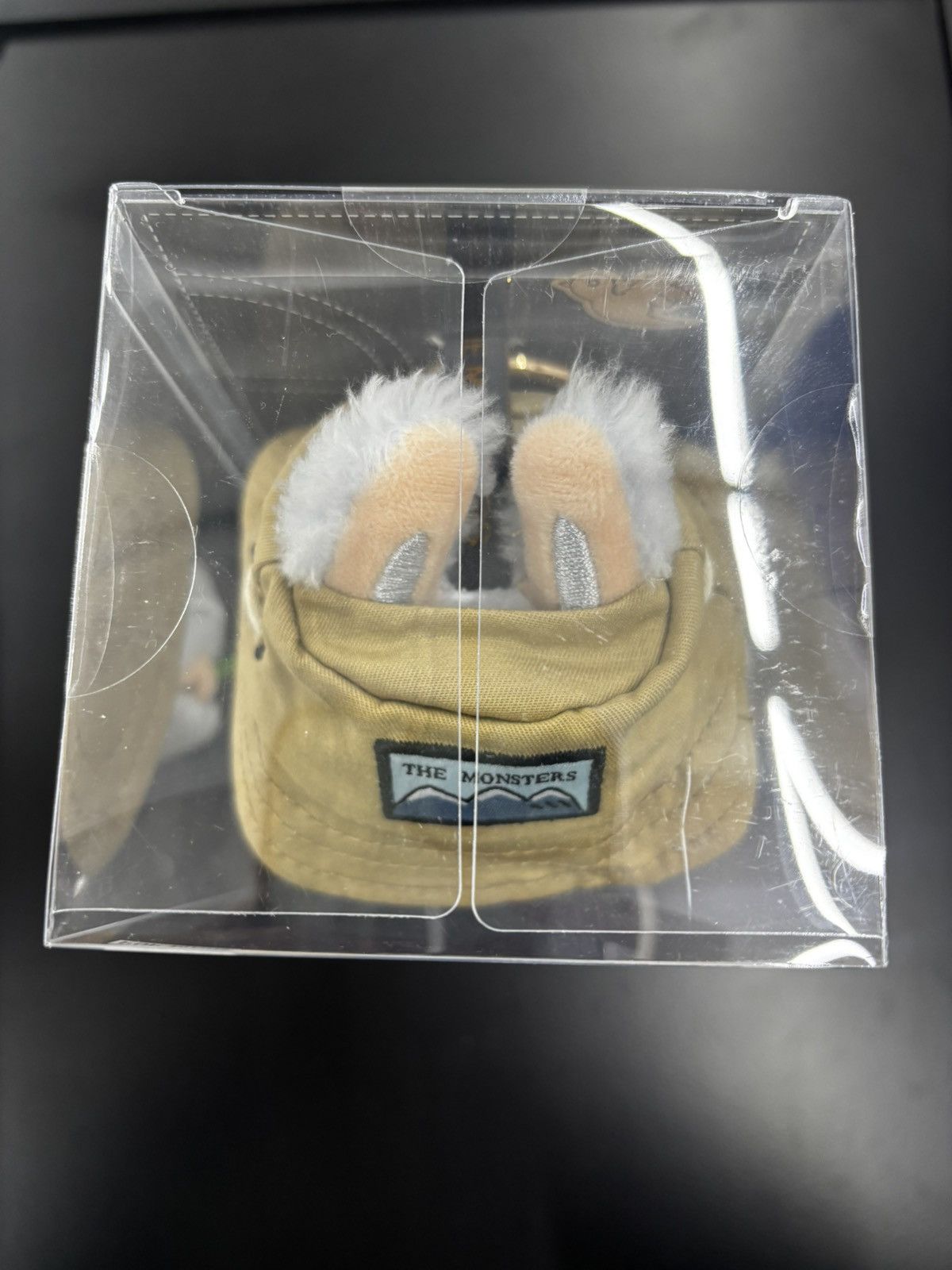 POP MART Labubu Fall in the wild Pendant Pop Mart Bag charm Keychain Size ONE SIZE - 3 Thumbnail