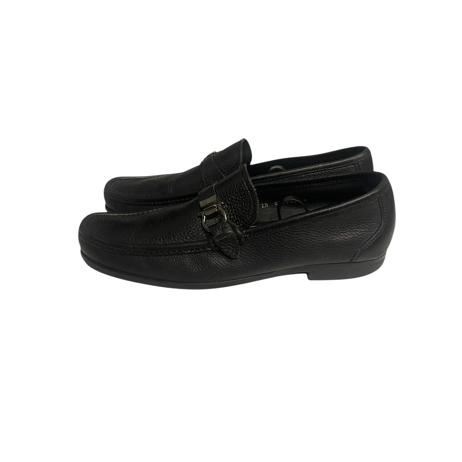 Salvatore Ferragamo Salvatore Ferragamo Pebble Leather Side Buckle Loafer 10.5 Size US 10.5 / EU 43-44 - 4 Thumbnail
